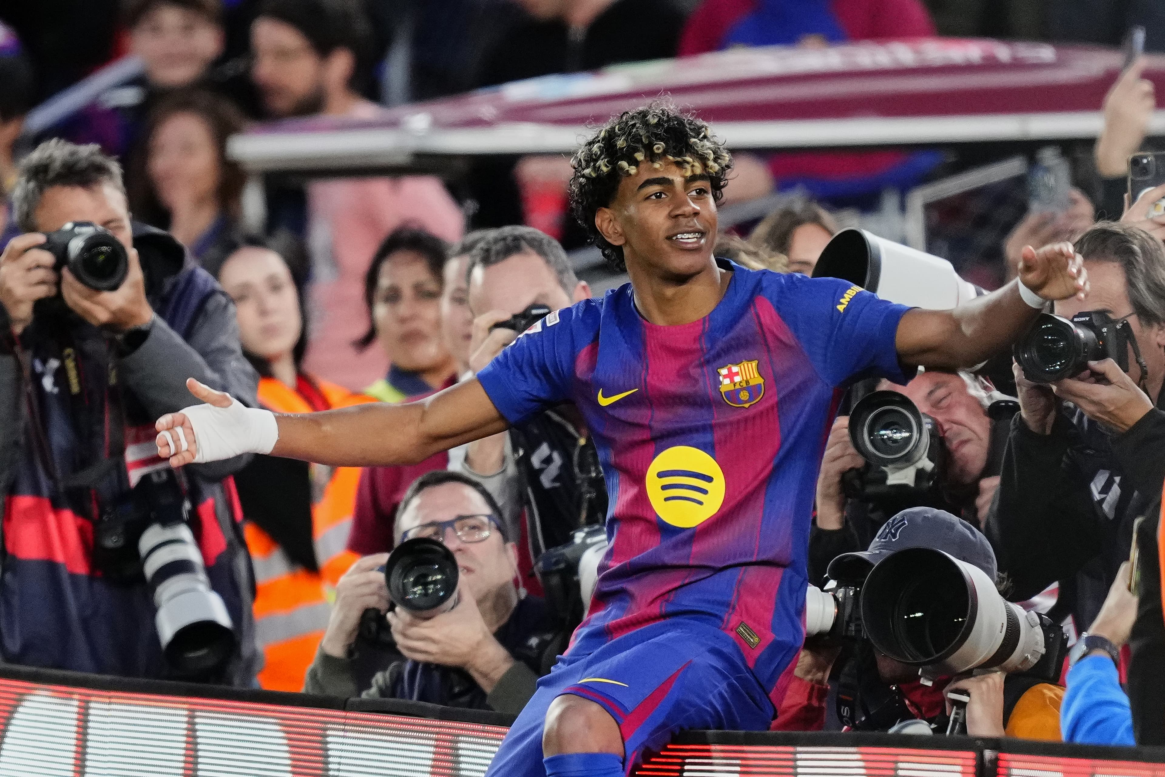 ‘What?! At 17!’ – Thierry Henry reveals what amazes him about Barcelona’s Lamine Yamal