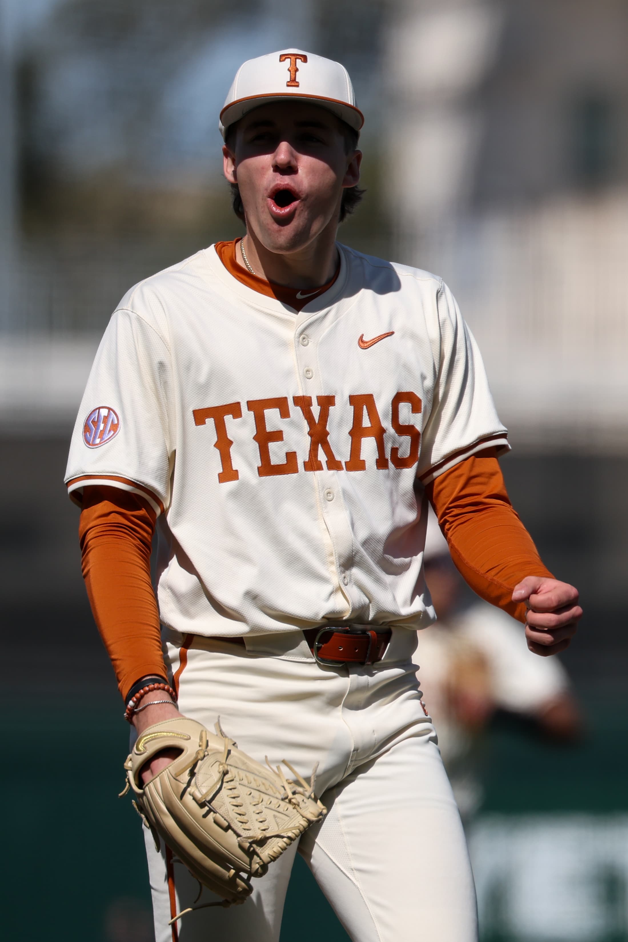 Longhorns Daily News: Three Texas baseball players land on midseason Golden Spikes Award watch list