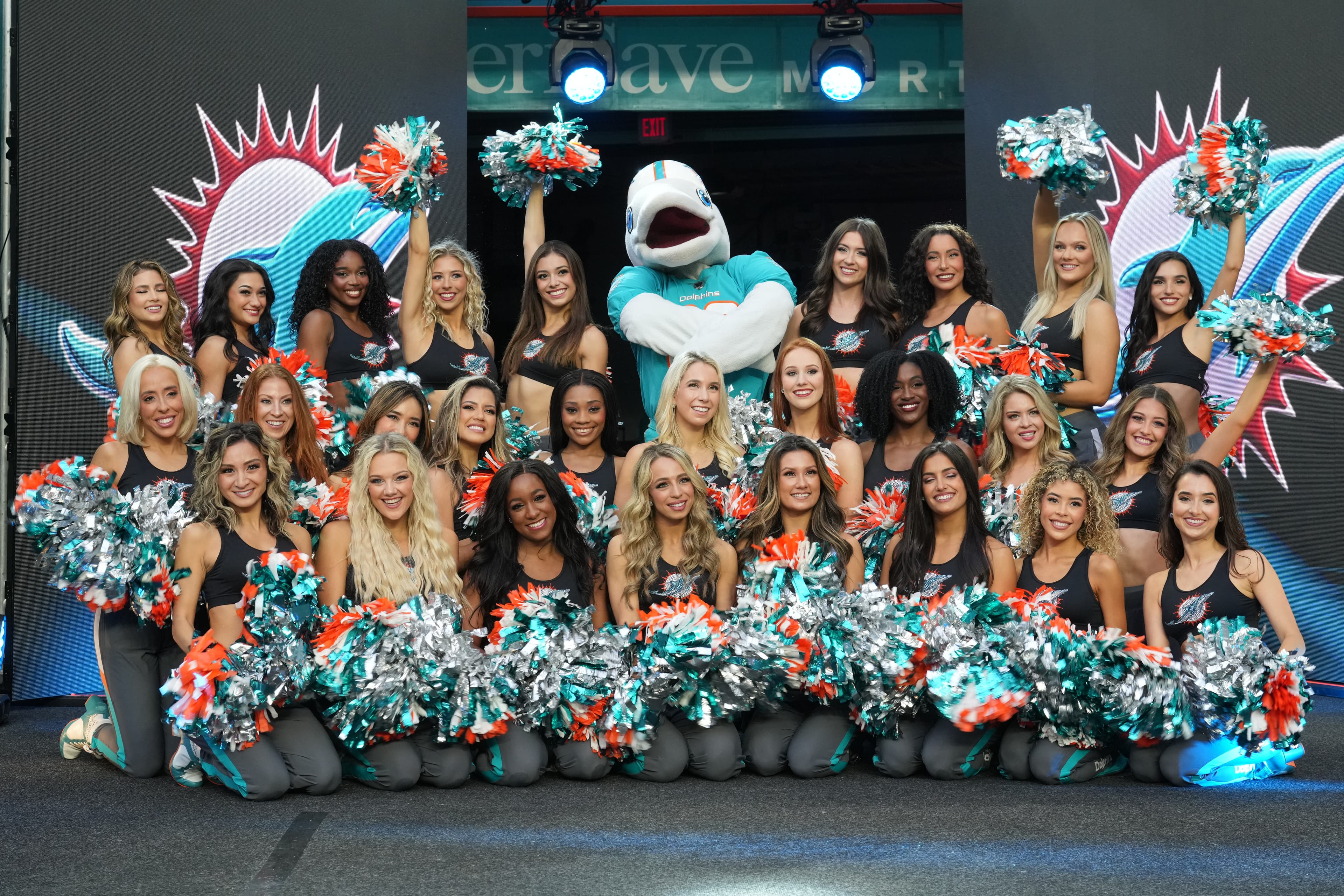 Phinsider Victory Of The Week Open Thread & Discussion Vol. 670