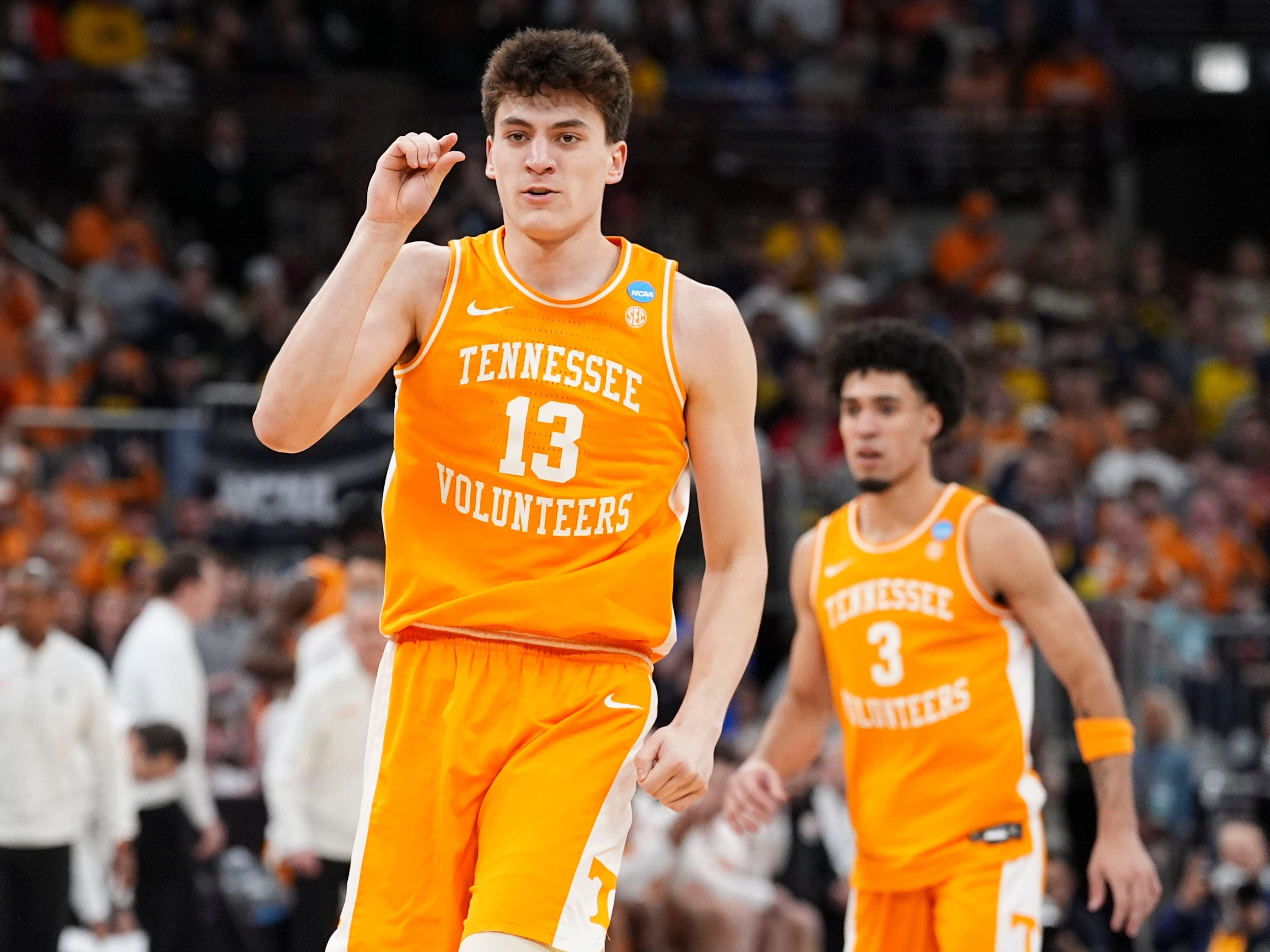 Indiana men’s basketball transfer portal target: Tennessee forward J.P. Estrella