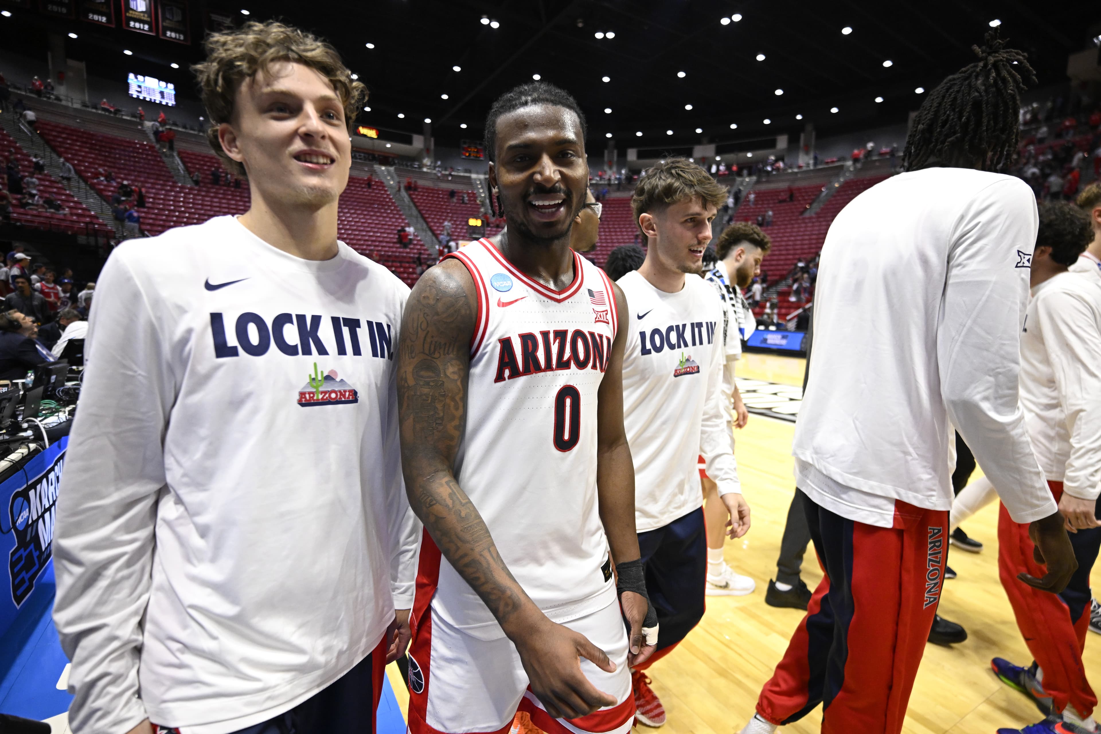 NCAA Tournament: Tip-off time, TV info, odds announced for Arizona’s Sweet 16 game vs. Arkansas