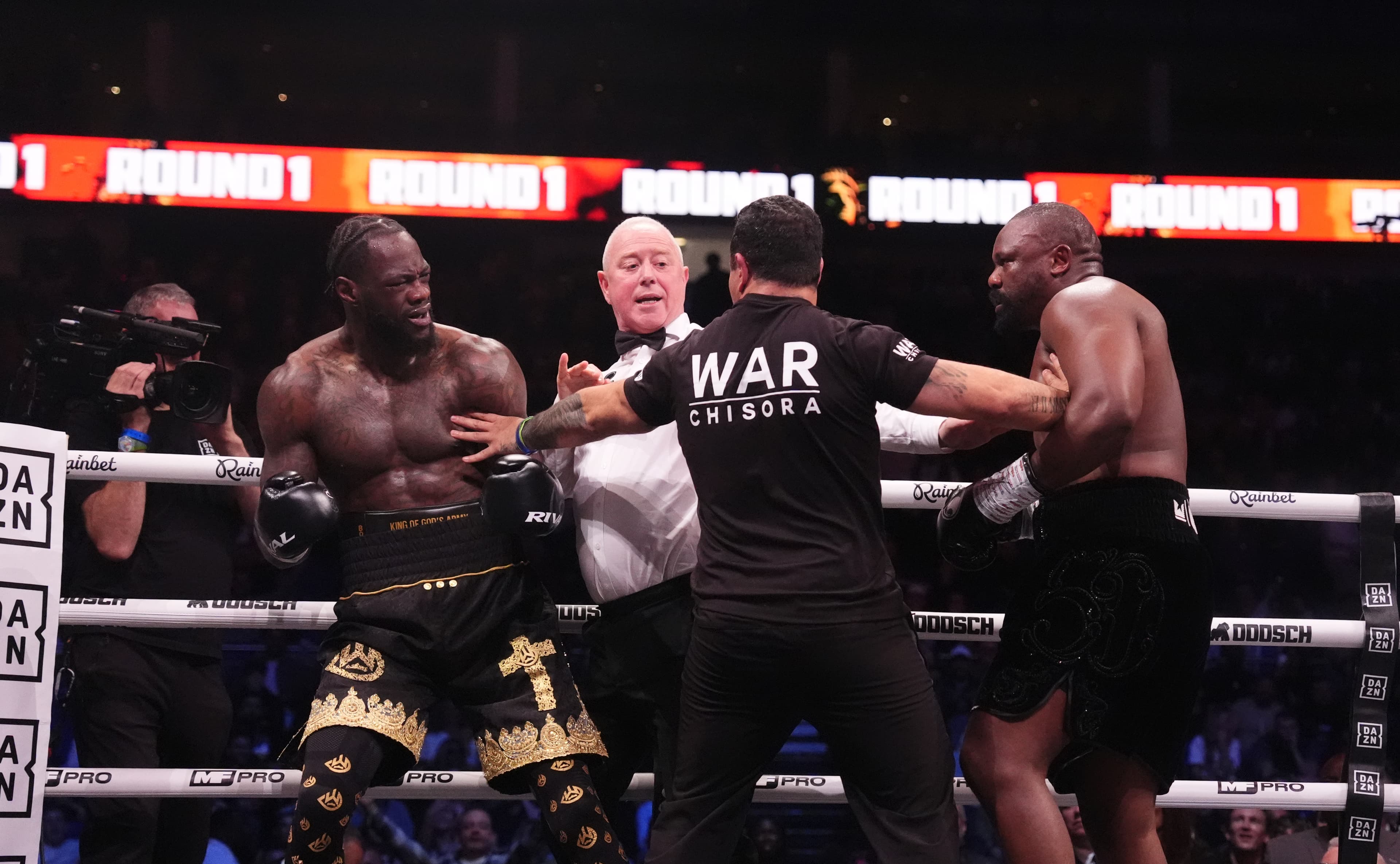 British Boxing Board clears Wilder vs. Chisora official after ‘most biased refereeing ever’