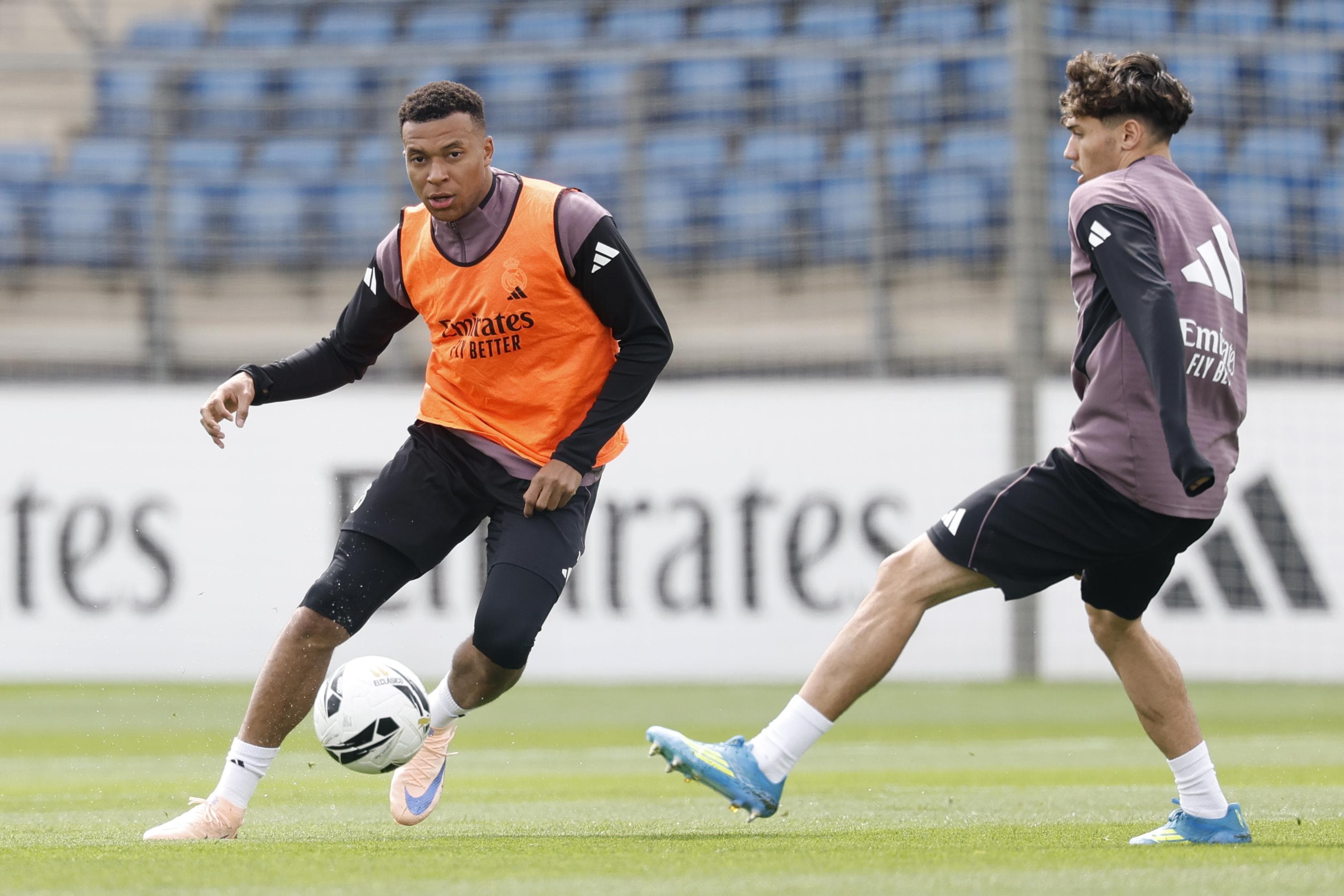 Kylian Mbappé misses El Clásico for Real Madrid against Barcelona at Camp Nou