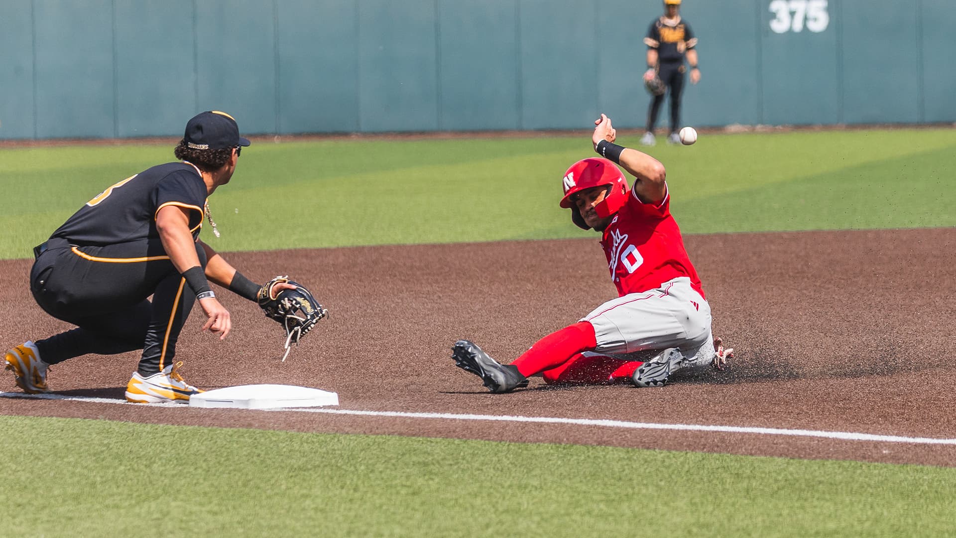 Husker Baseball Finishes Off Sweep of Wichita