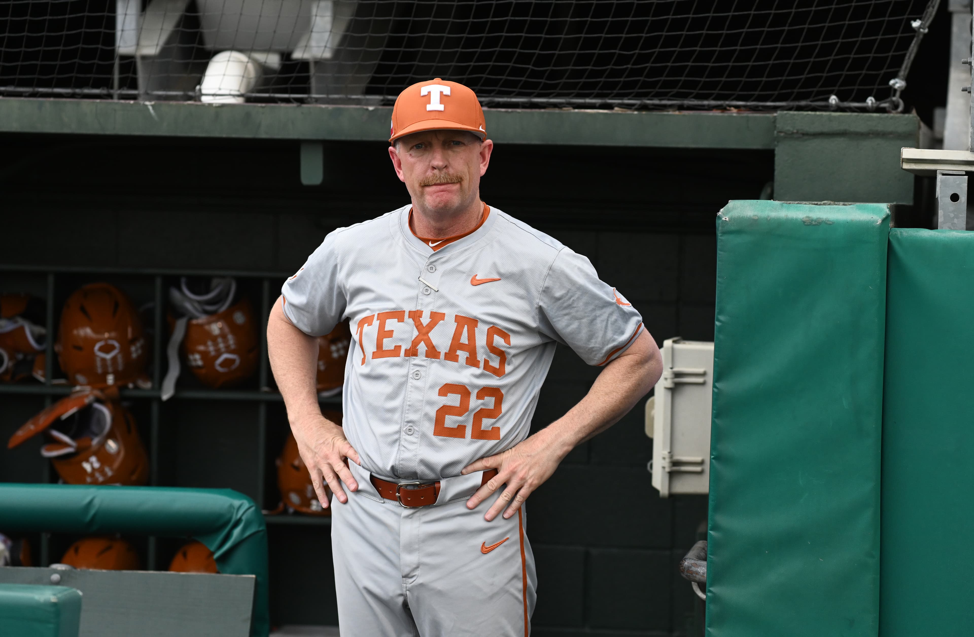 No. 2 Texas travels to face No. 5 Auburn in big SEC series