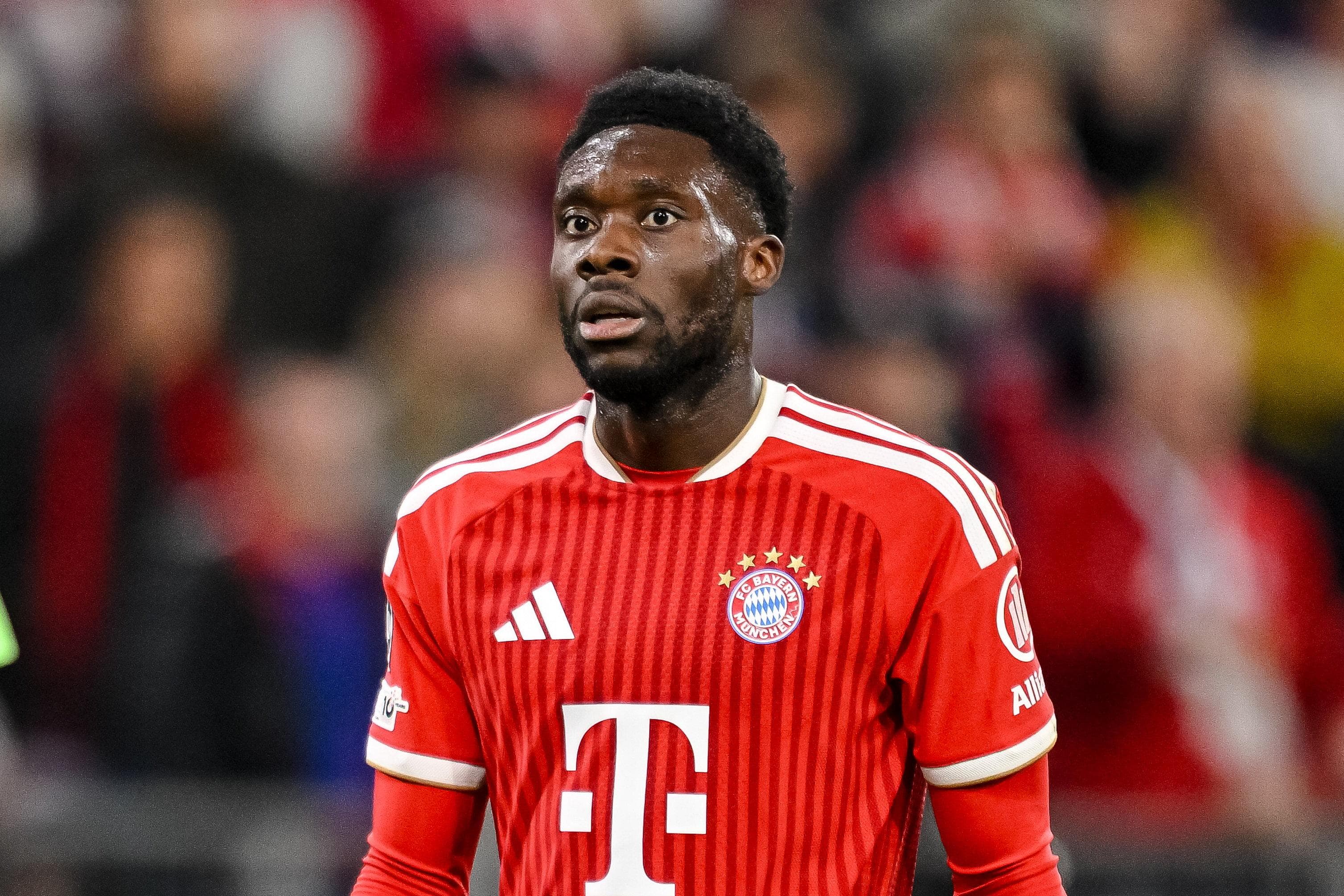 Breaking: Bayern Munich star Alphonso Davies hurt again