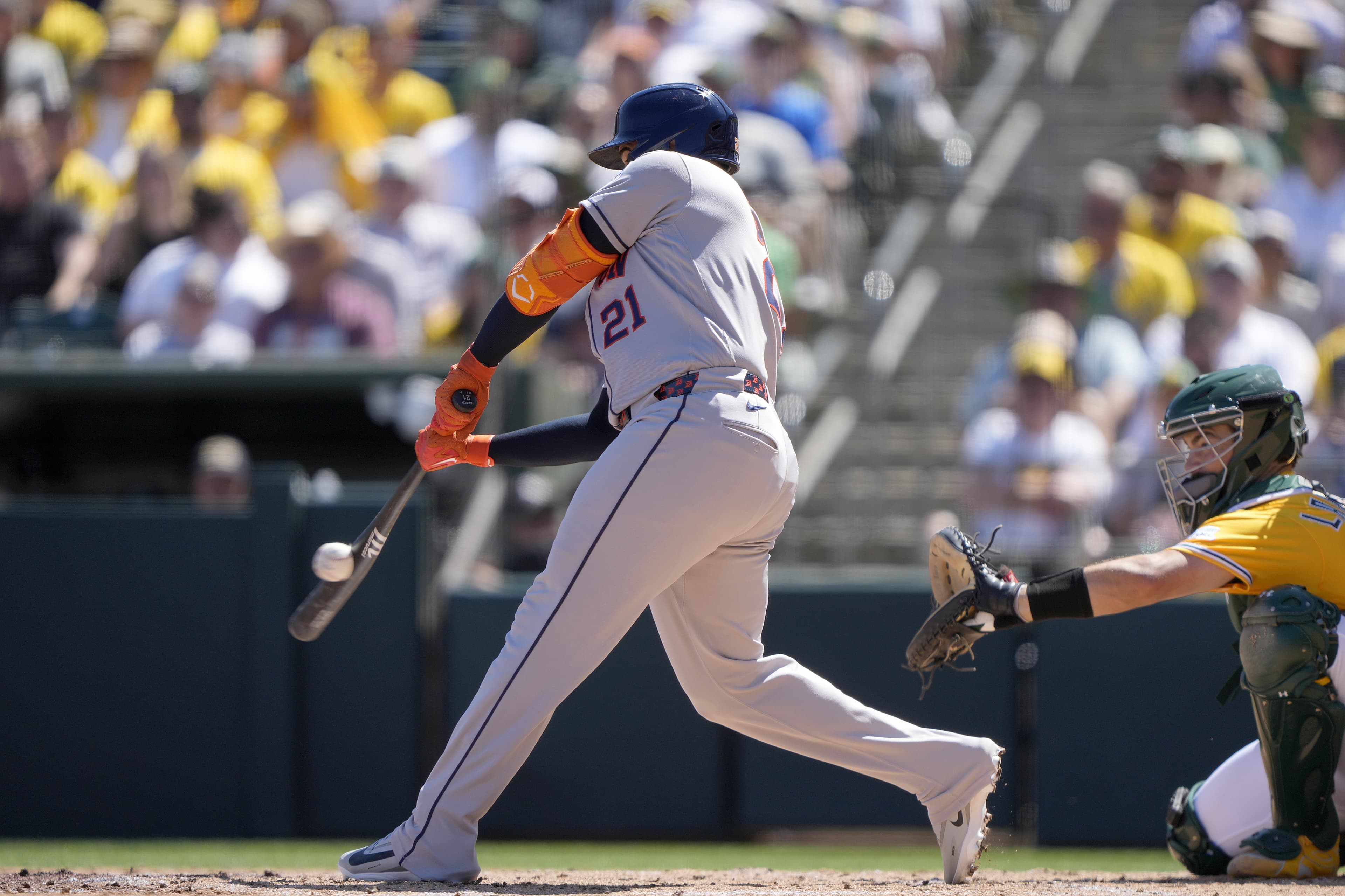 Burrows Bombed as Astros Lose 8th Straight, Swept by Mariners