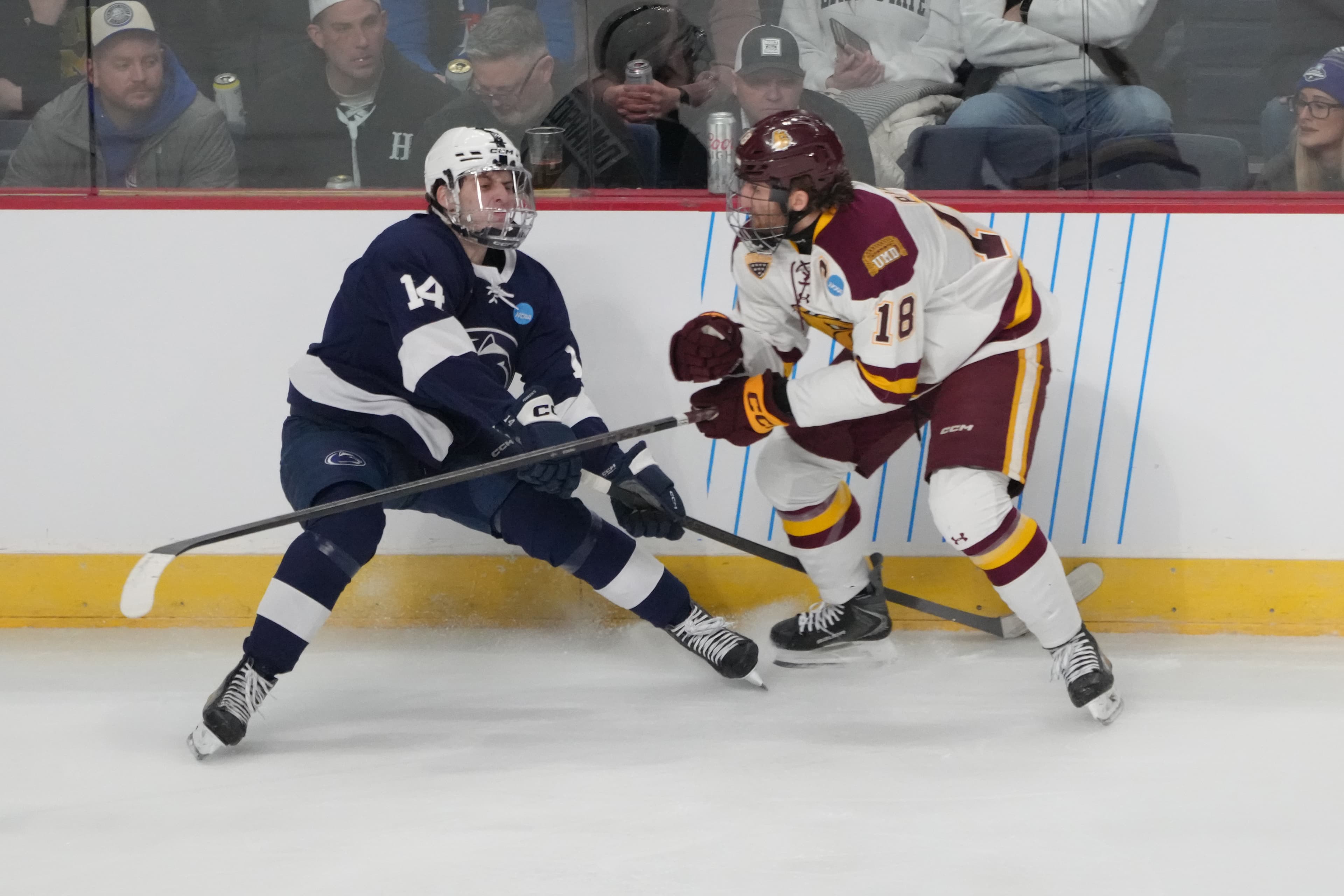 No. 6 Minnesota-Duluth 3, No. 10 Penn State 1: Goalied