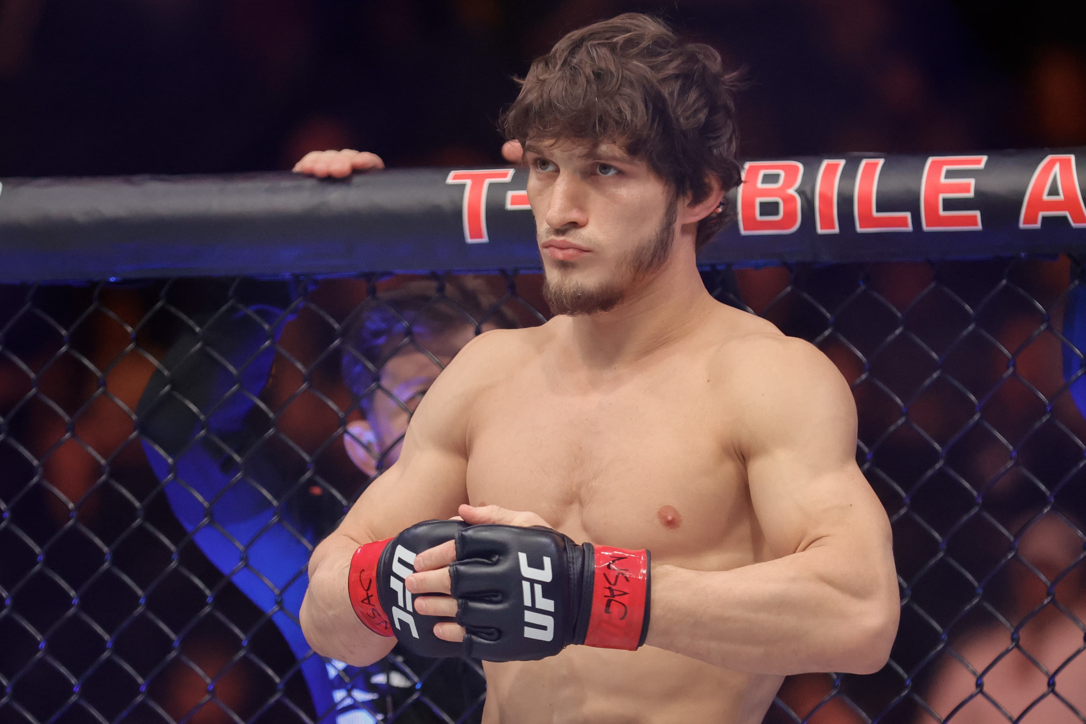 UFC London live results, highlights and play-by-play