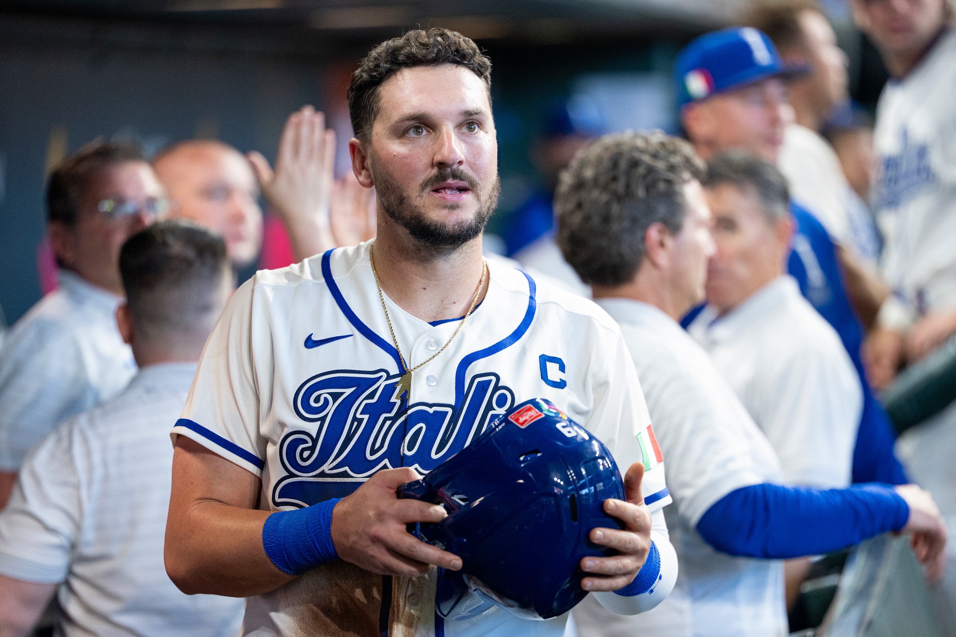 Hot Streak Hits All-Time High: Venezuelan Wins First Pulitzer Trophy Over Italy in Thrilling MLB Clash!