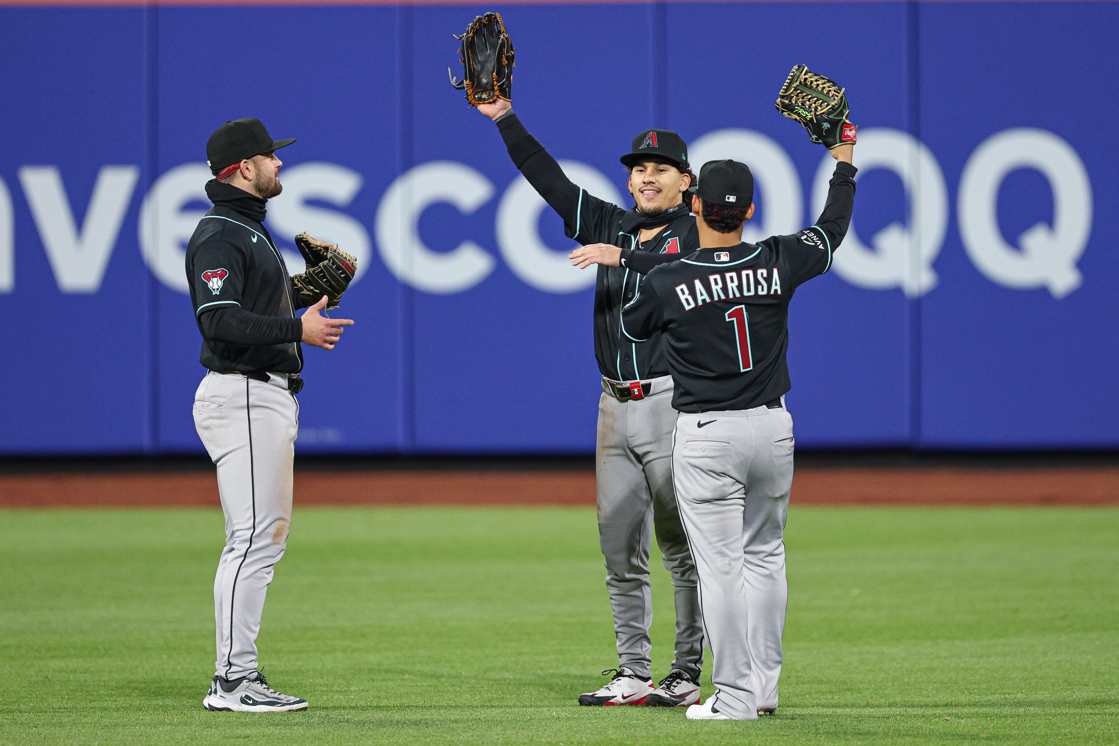 Dbacks Take the Series in New York: Dbacks 7, Mets 1