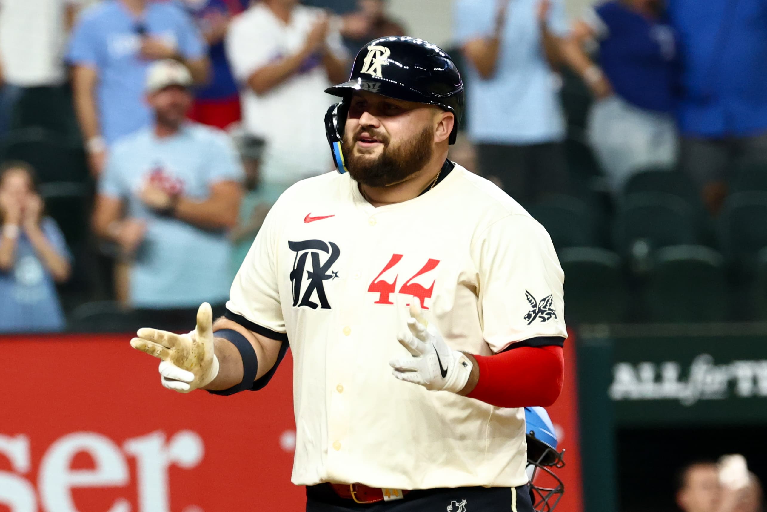 Braves News: Rowdy Tellez signing, roster cuts, and more