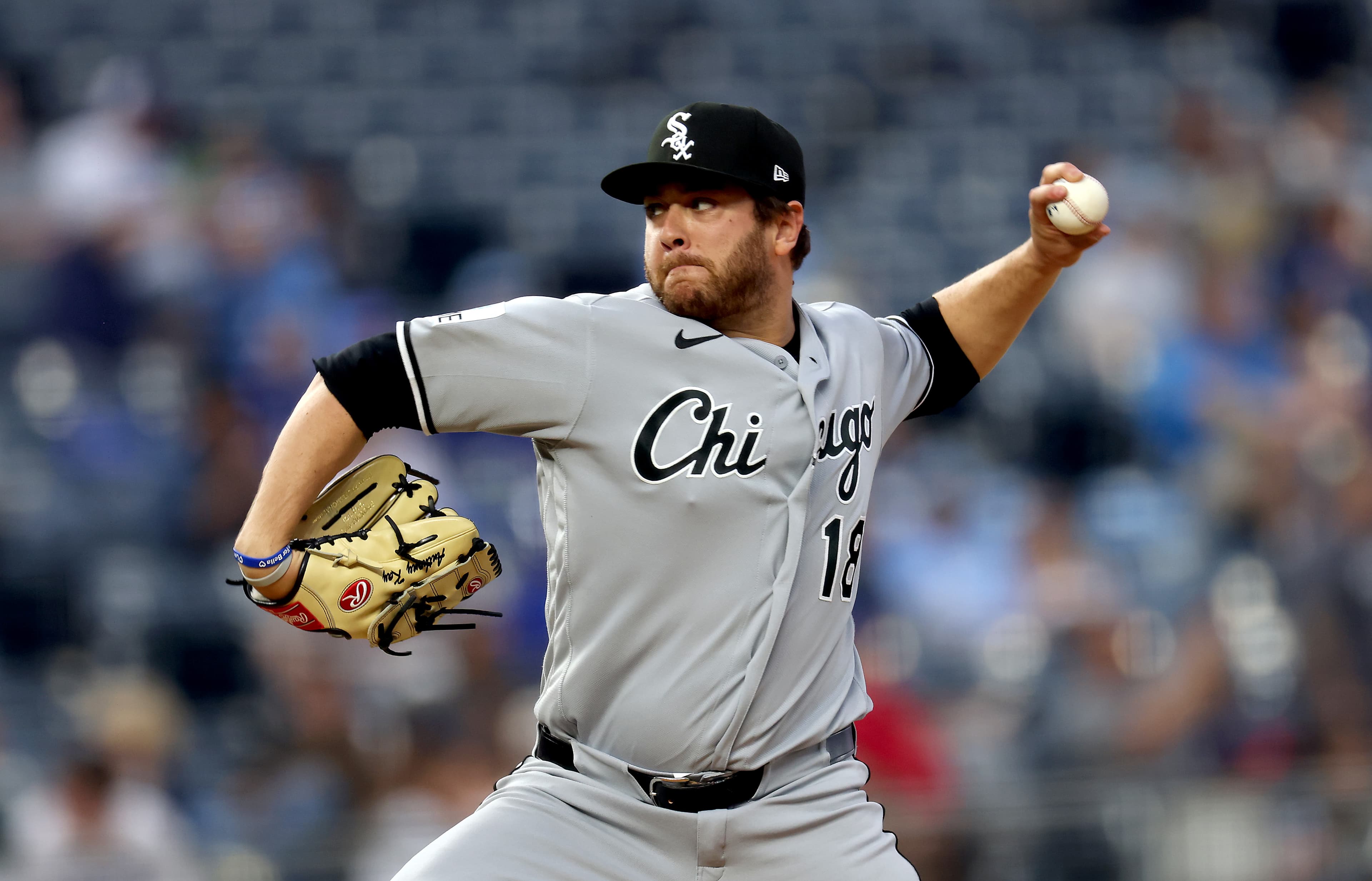 Fourteen games later, the curse is gone: White Sox beat Royals 2-0