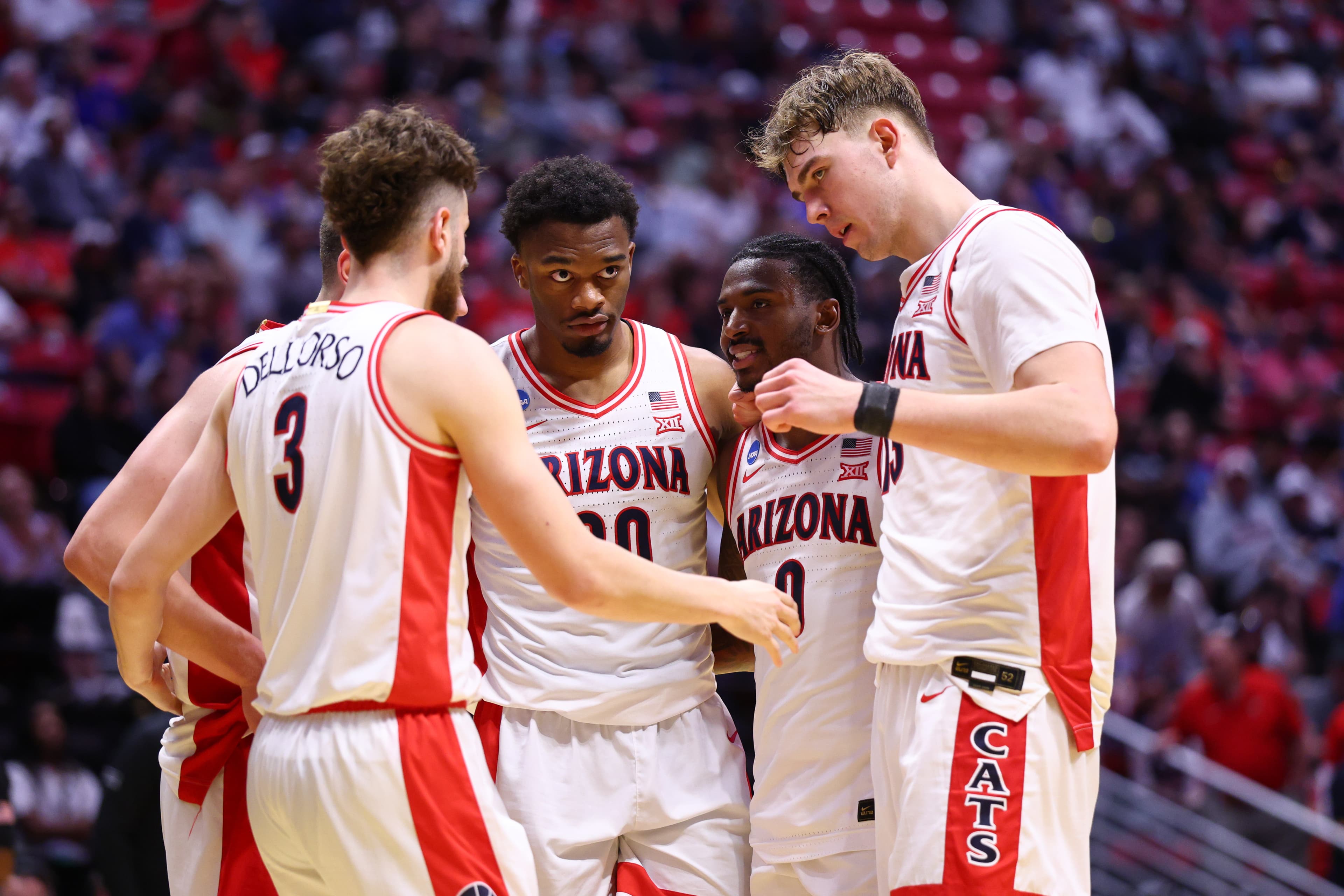 NCAA Tournament notebook: Arizona’s scoring inside, at the line, remains unique but effective