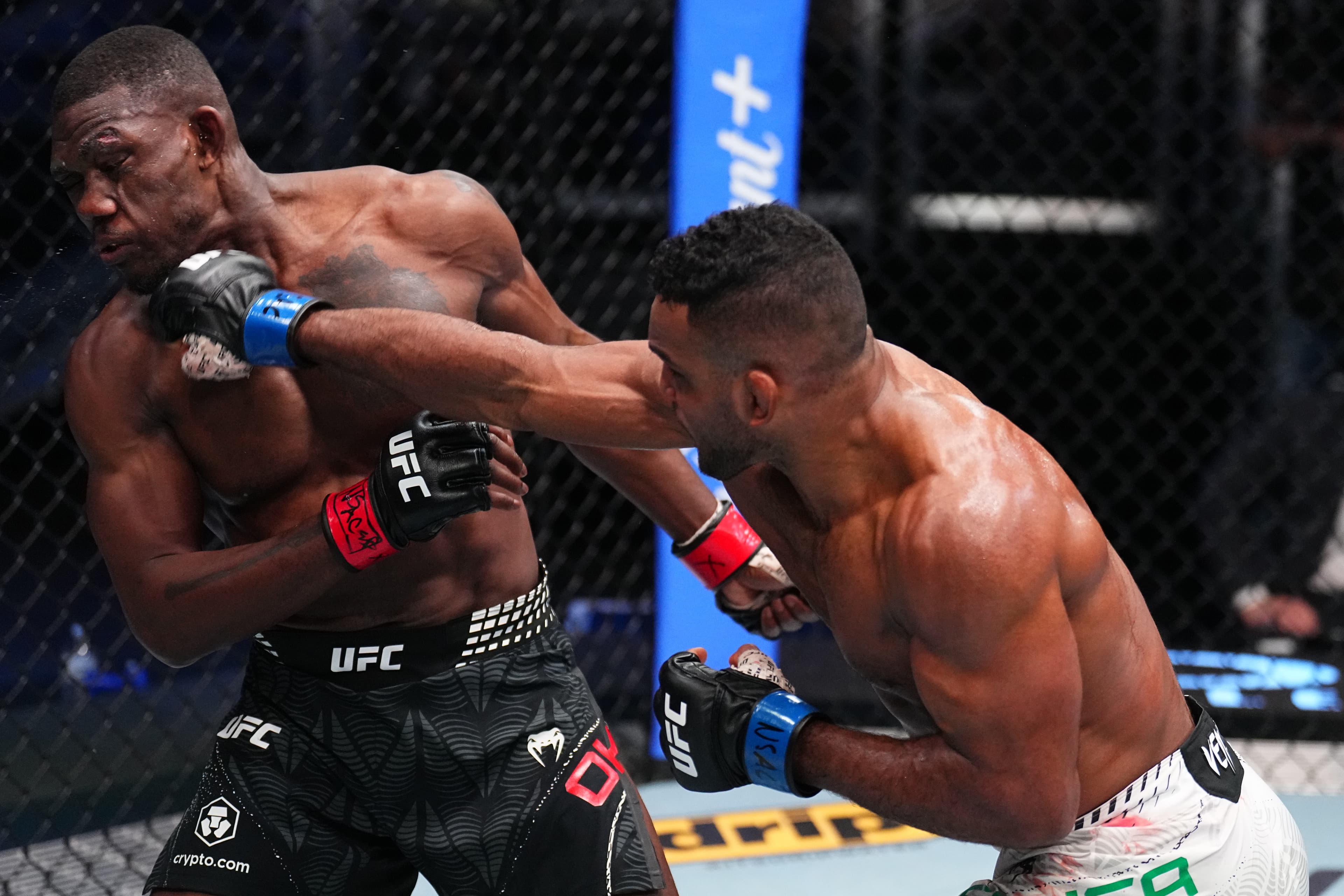 New Headline: Check Out Manny Gambino's Knee Smash That Sends Bolaji Backward!