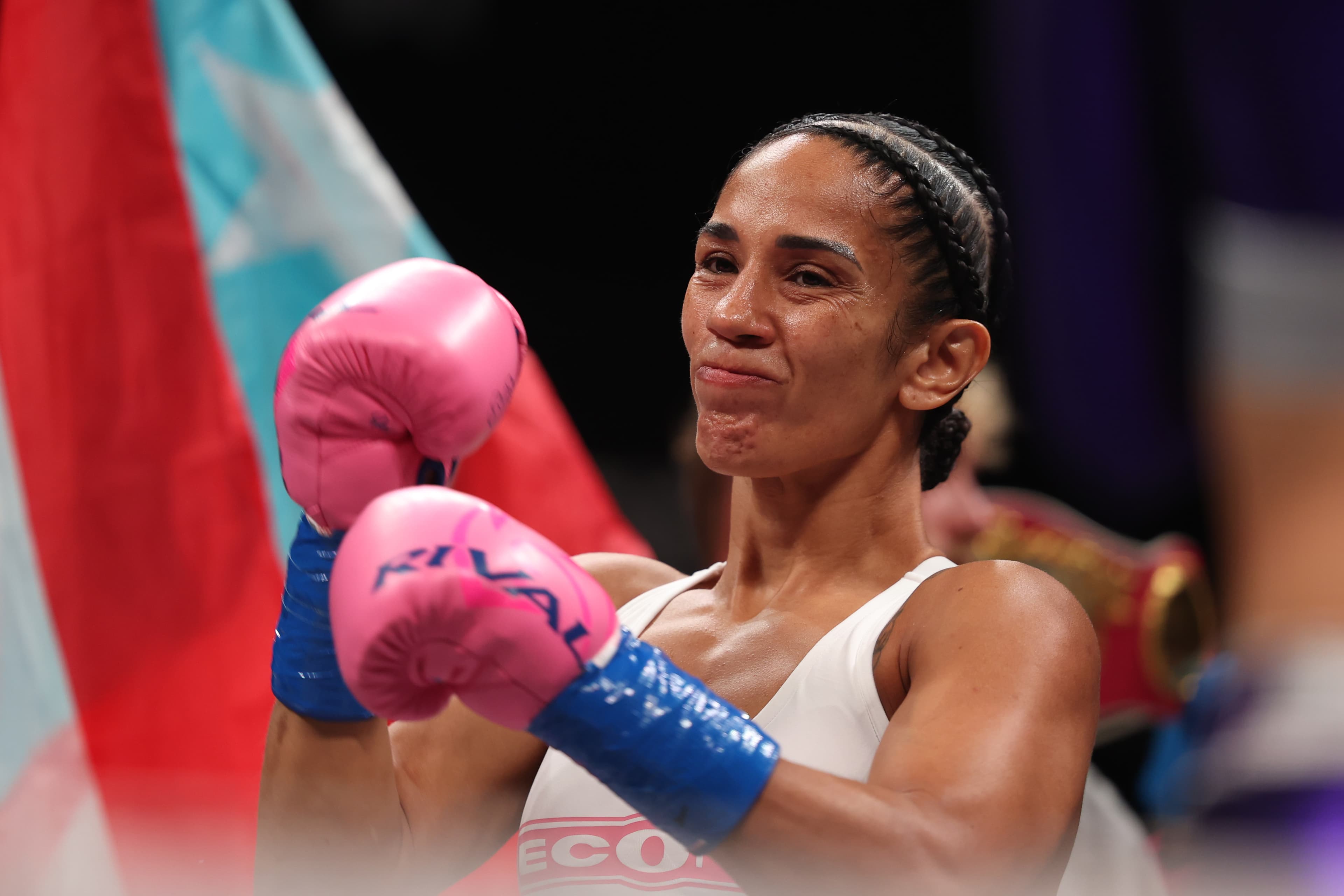 Amanda Serrano vs Cheyenne Hanson set to co-headline May 30 MVPW card