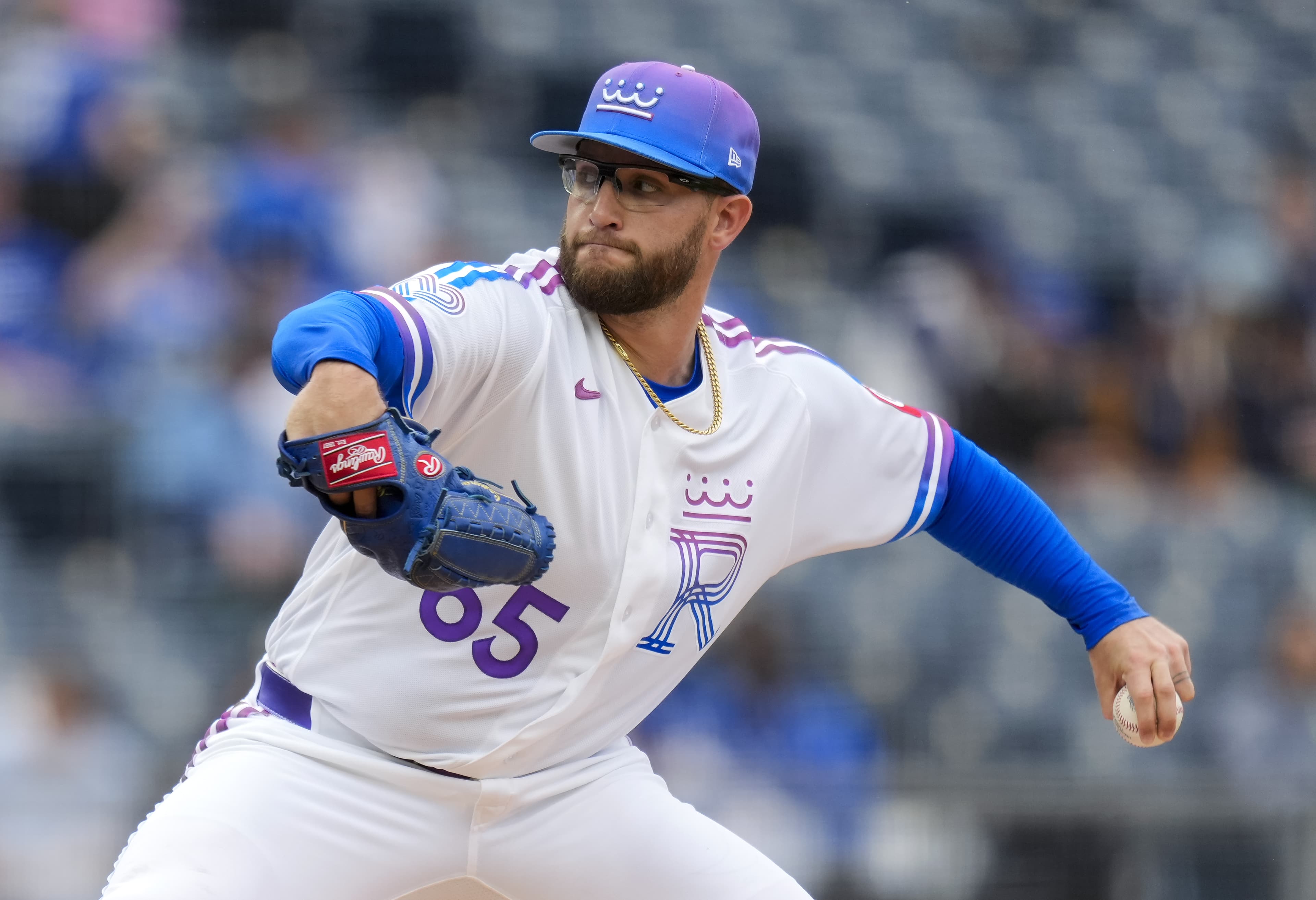 Royals blow lead, split series with White Sox in 6-5 loss