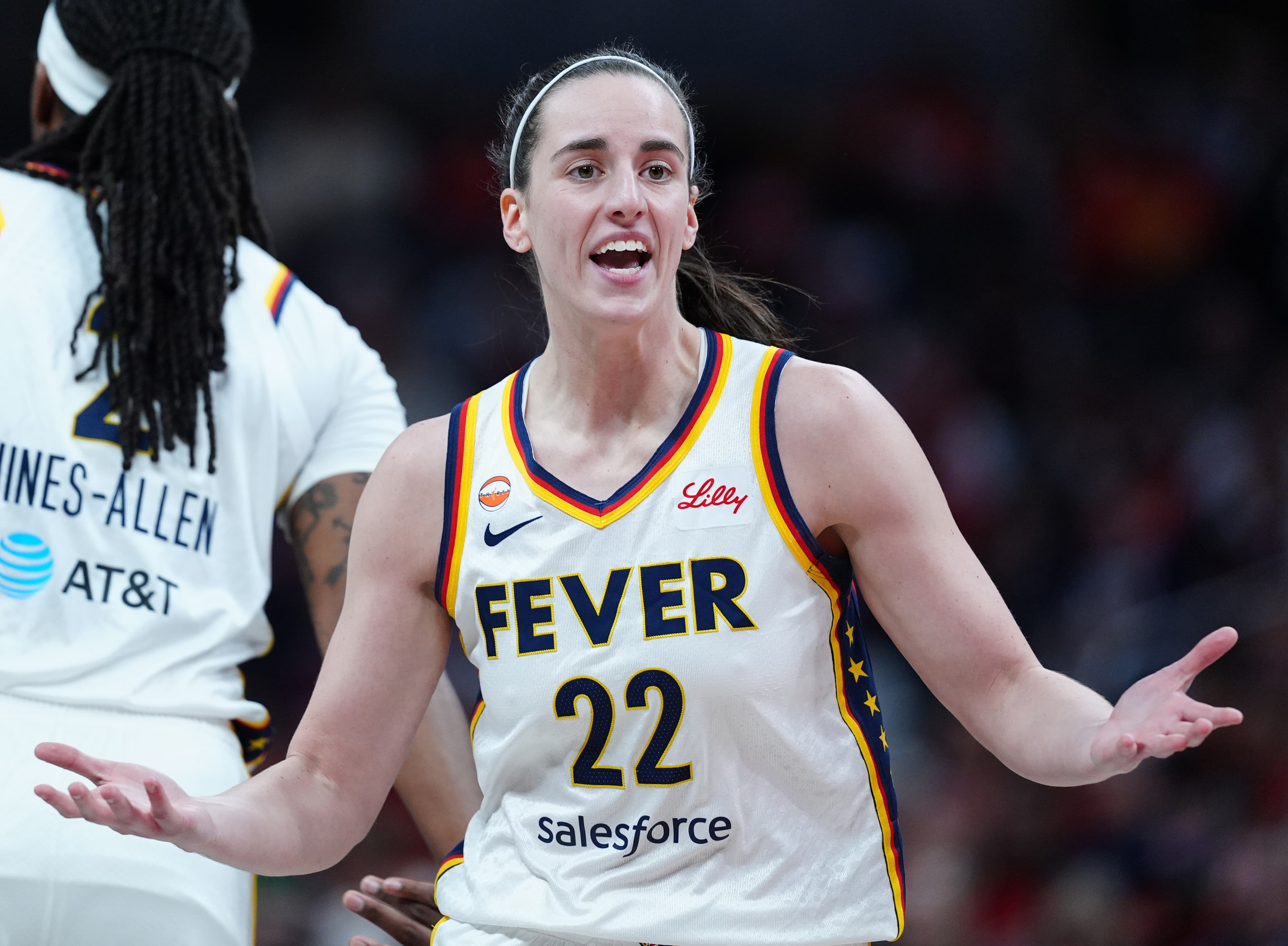 Indiana Fever preseason odds, win total, and projected lineup around Caitlin Clark