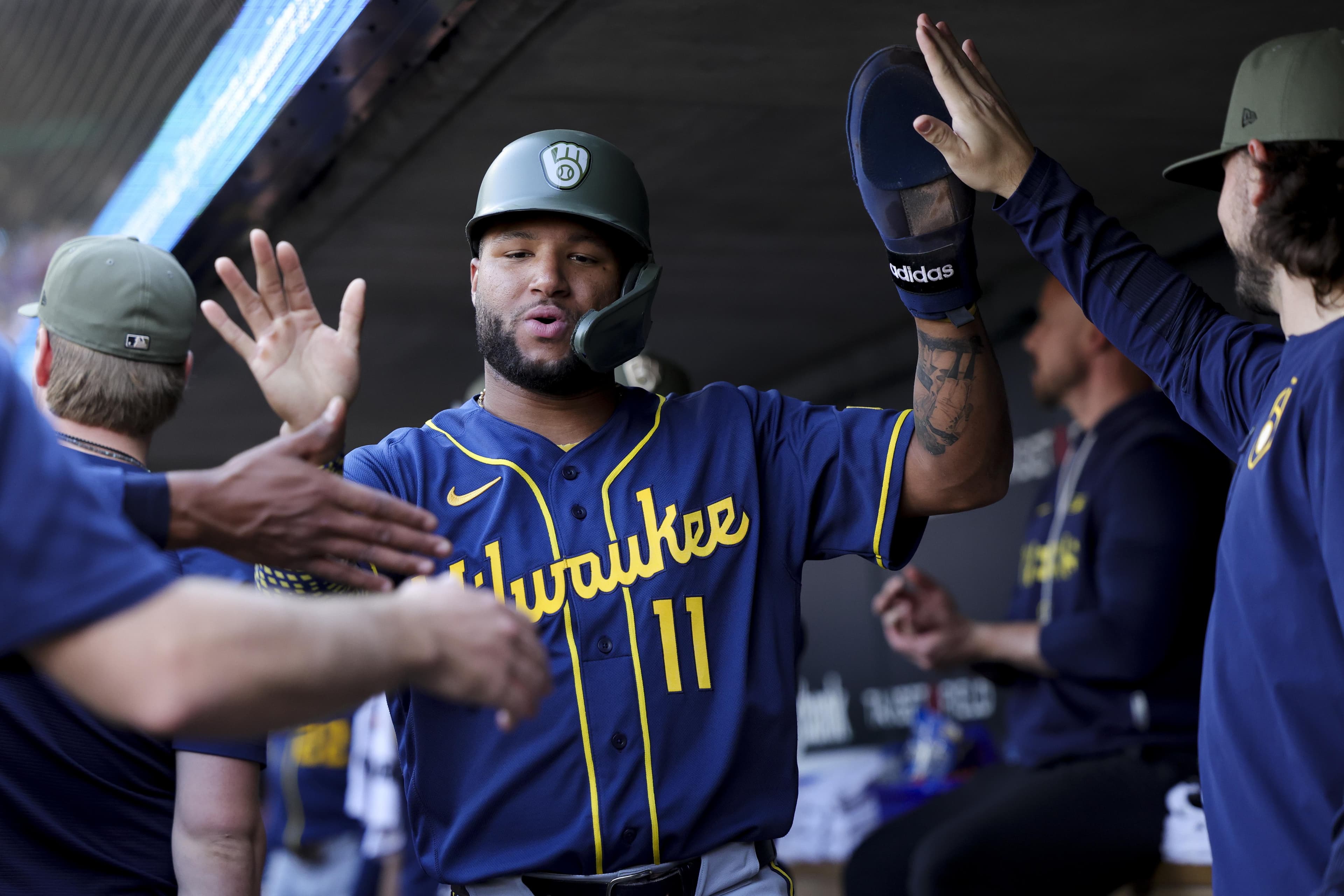 Brewers 3, Twins 2: Guess what happened, guess which team blew a late lead