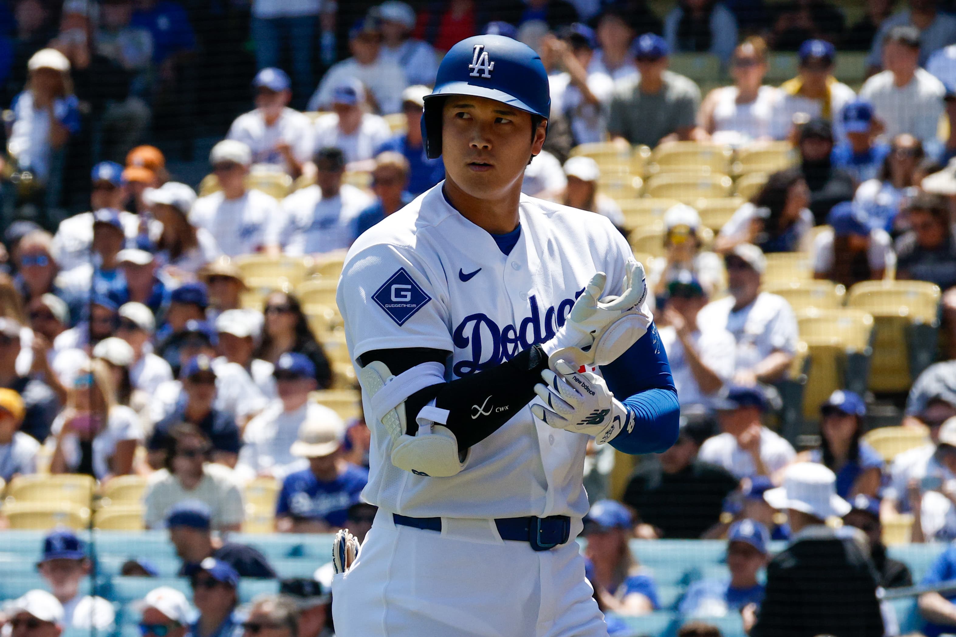 Dodgers bats fall flat, drop finale to Marlins 3-2