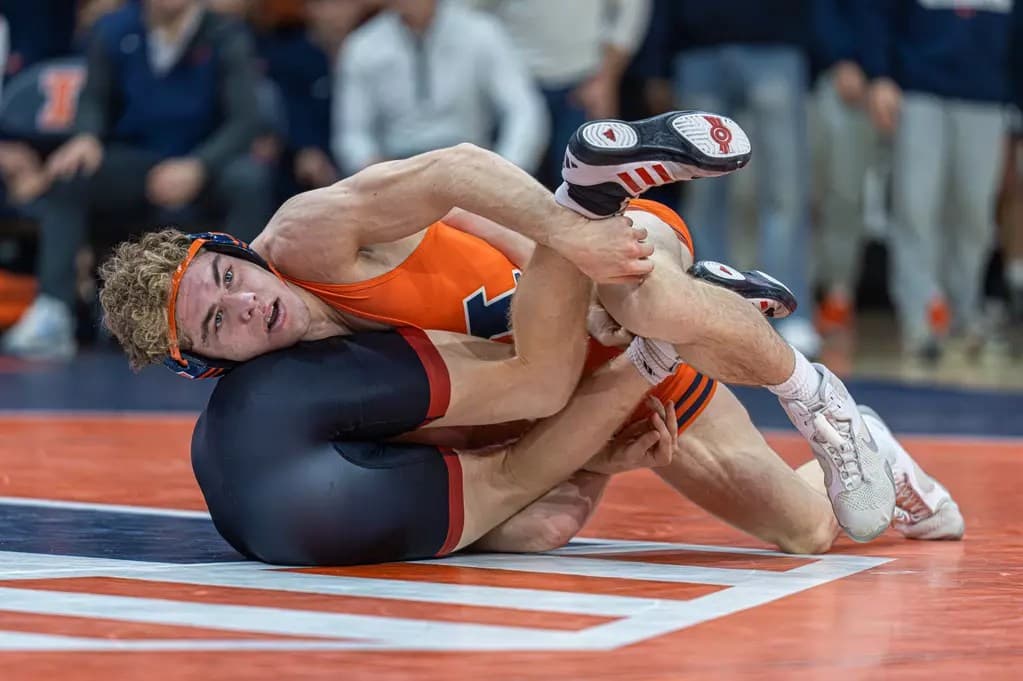 Illinois wrestling places 15th at NCAA Championship