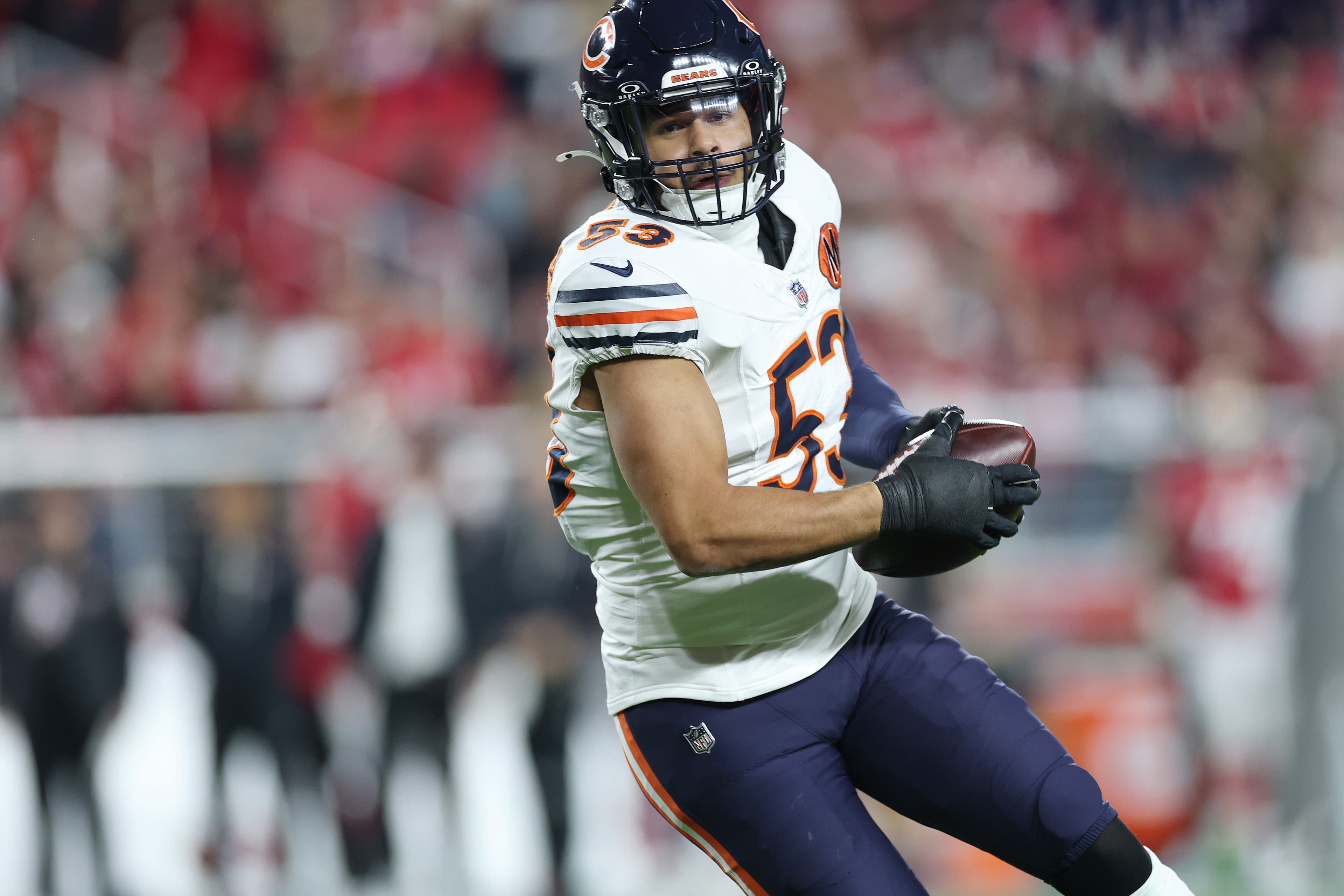 T.J. Edwards and Colston Loveland Receive the 2025 Brian Piccolo Awards