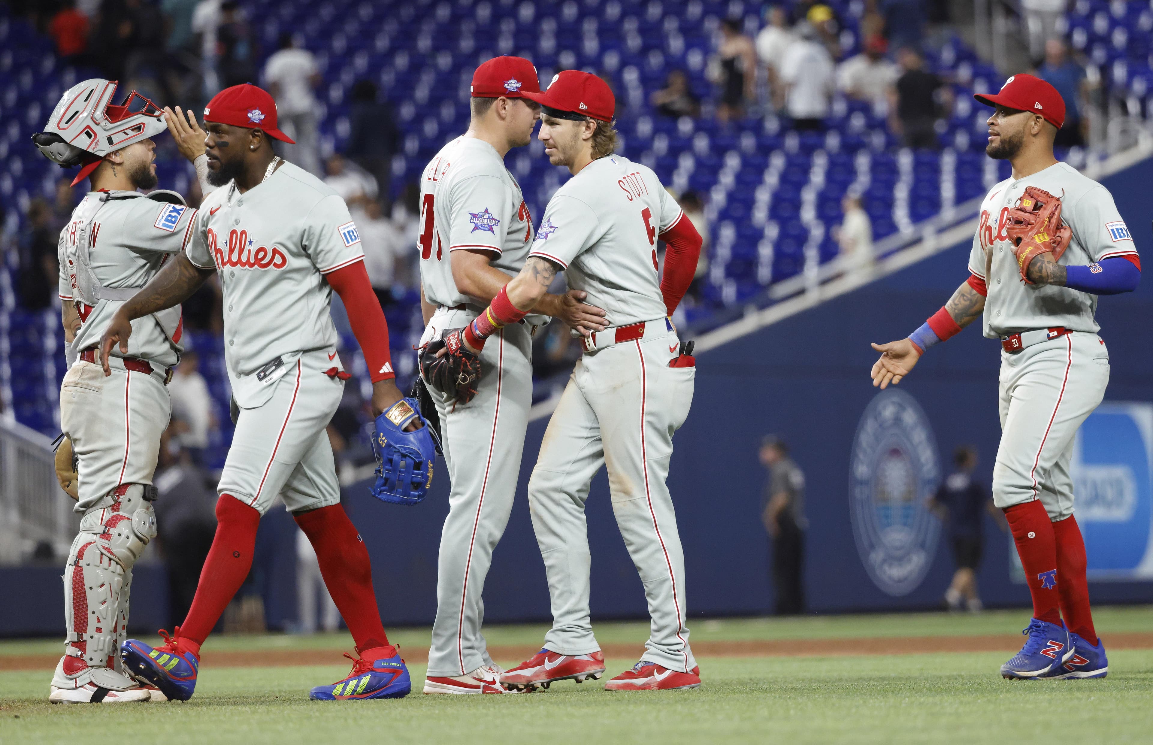 Chase the devil: Phillies 6, Marlins 5