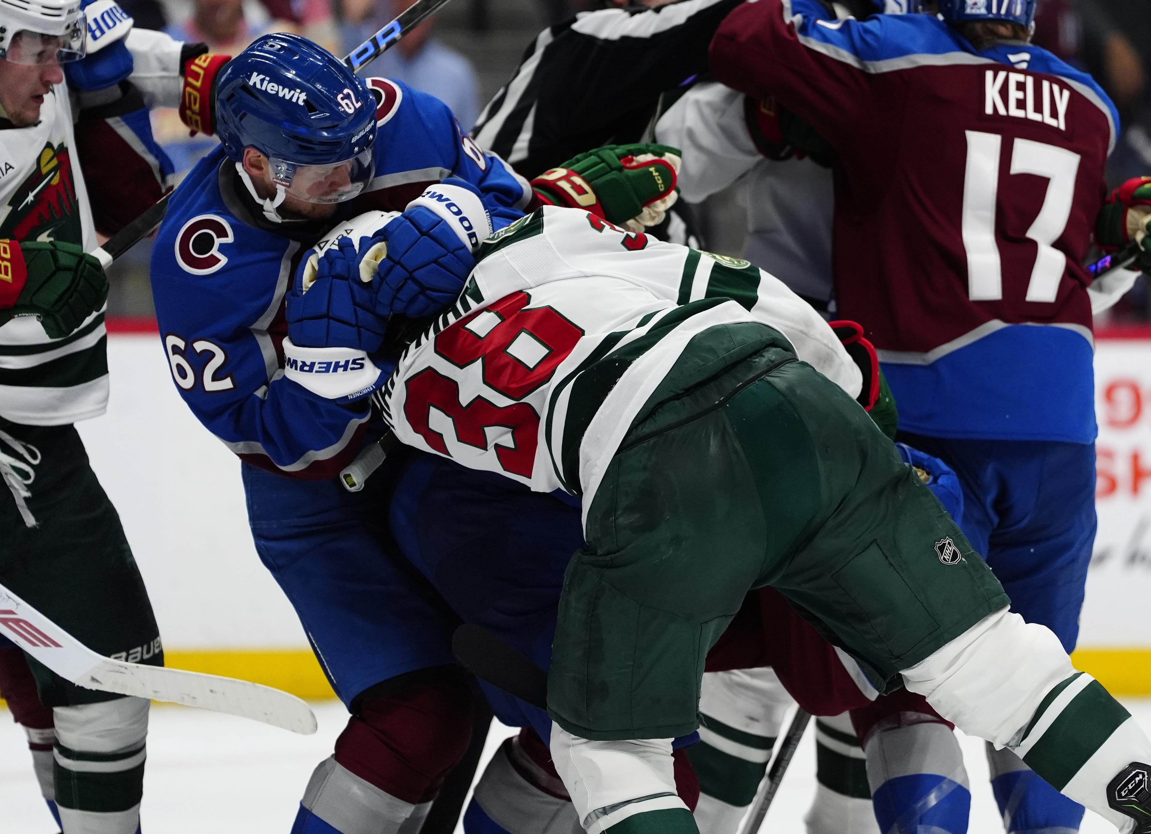 Round 2 Game 3 Open Thread: Colorado Avalanche @ Minnesota Wild (7:00 P.M.)