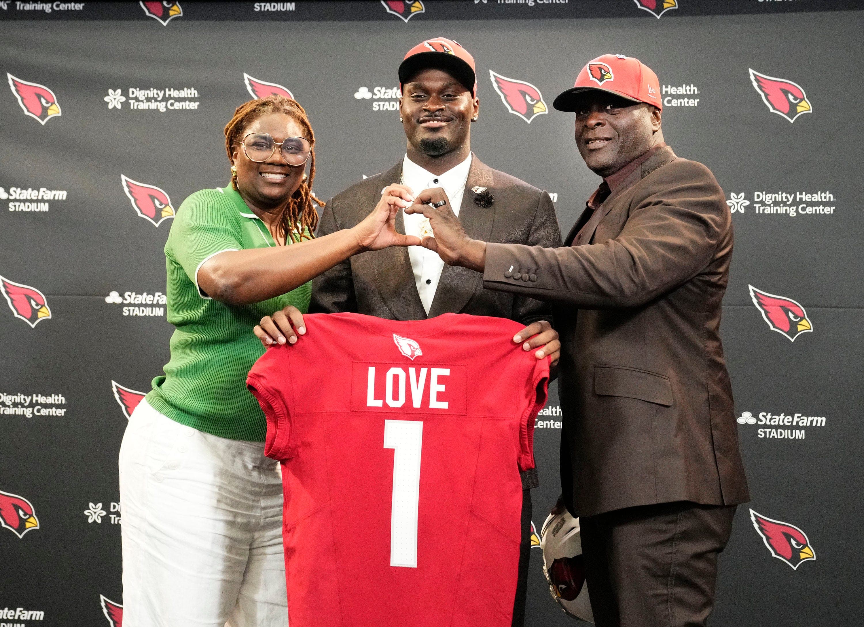Arizona Cardinals fans are buying the hype with the pick of Jeremiyah Love