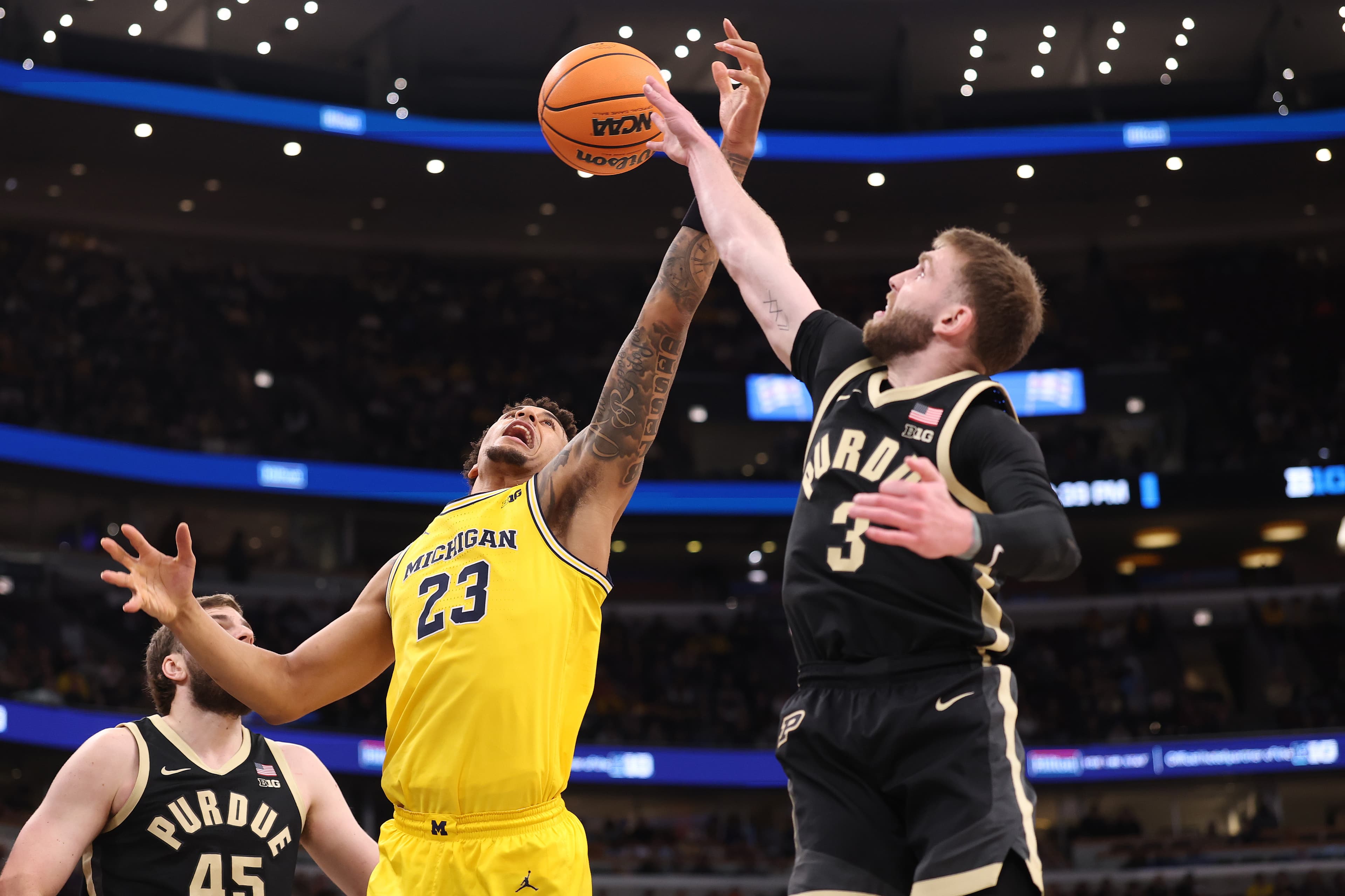 Big Ten Blows: Michigan's Defeat Sinks Wolverine Dreams!