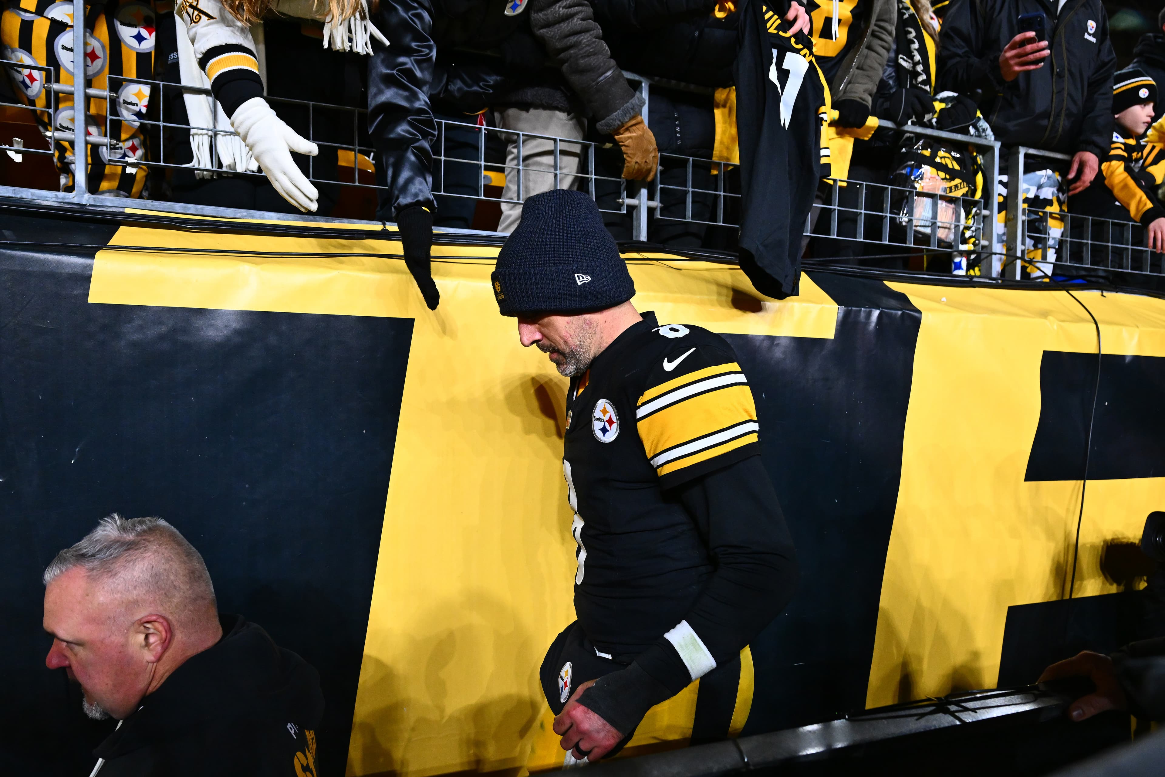 The Steelers have to stop being held hostage by Aaron Rodgers’ ego