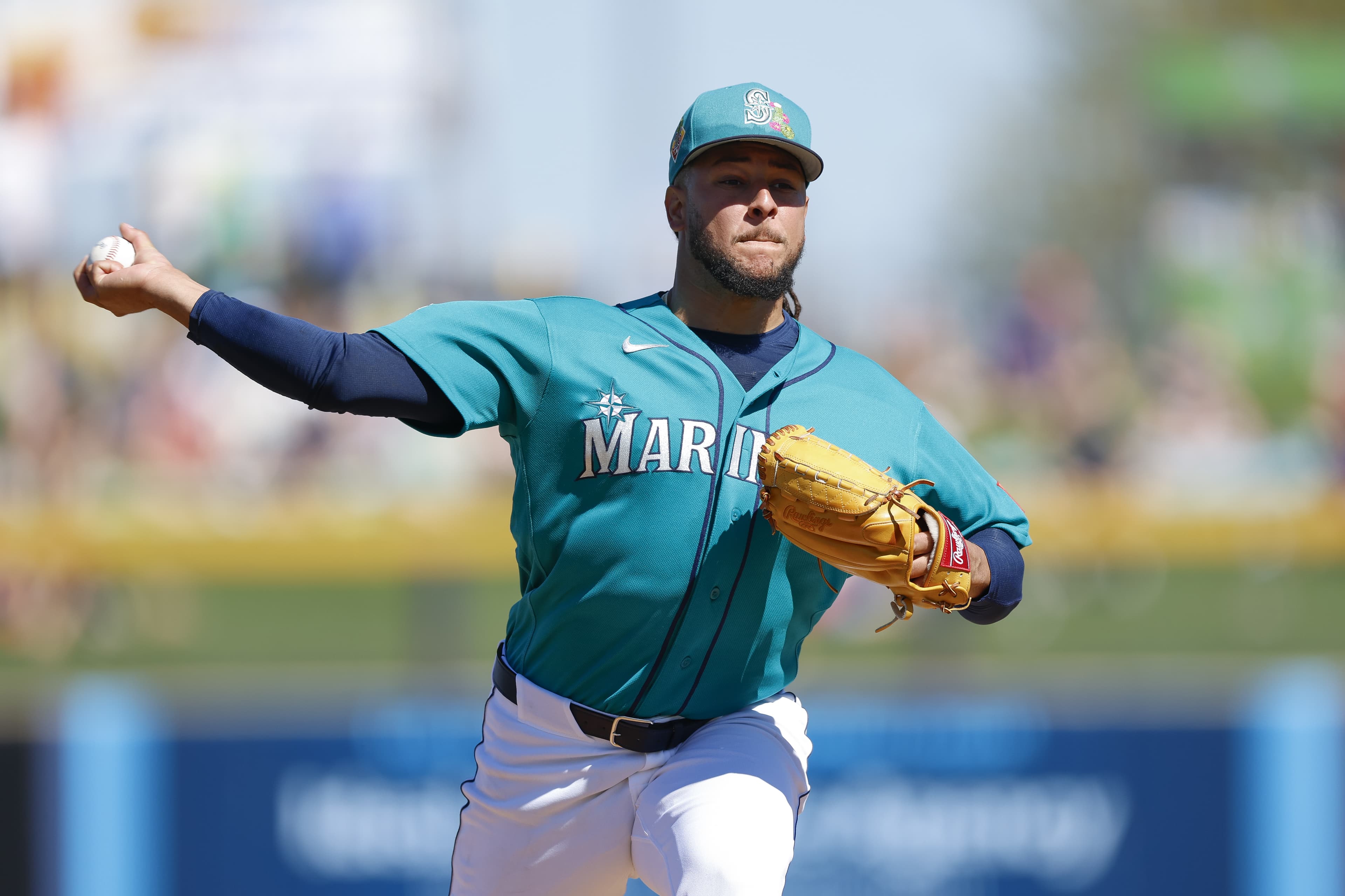 Luis Castillo sharp in final game of spring training