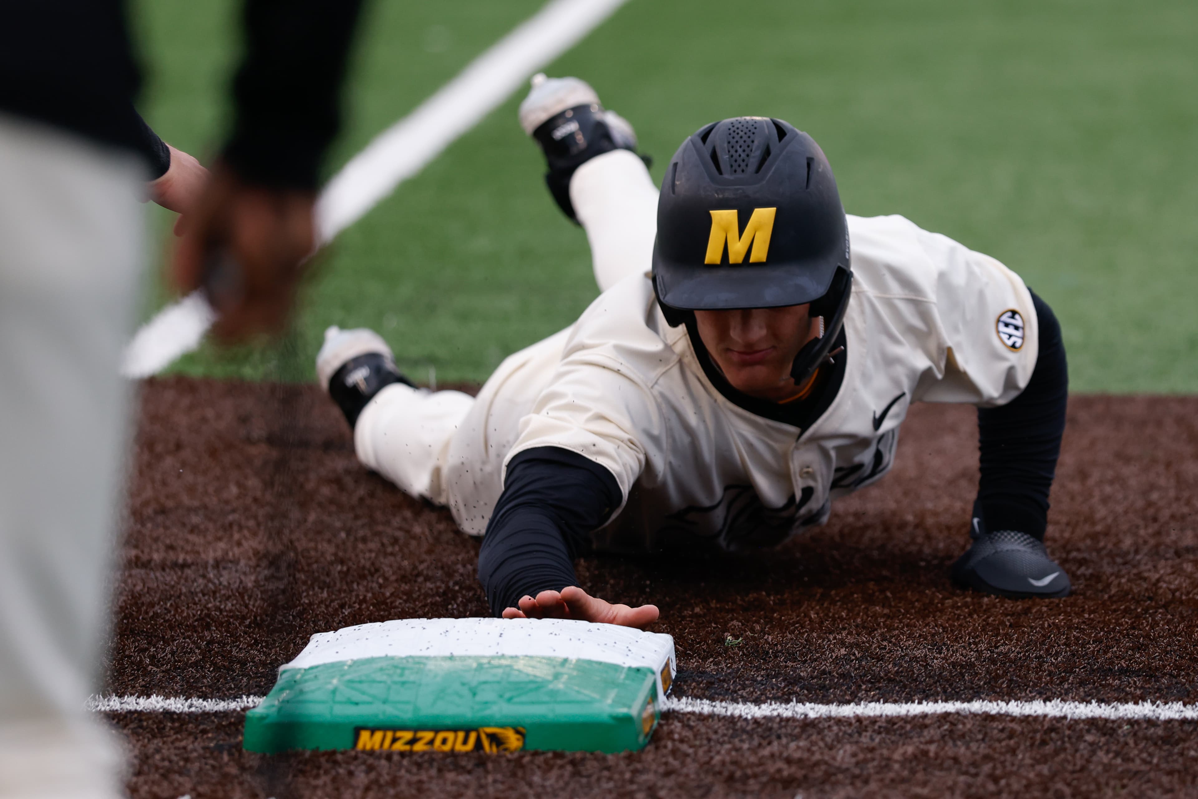 Offensive slumber continues for Missouri in sweep against South Carolina