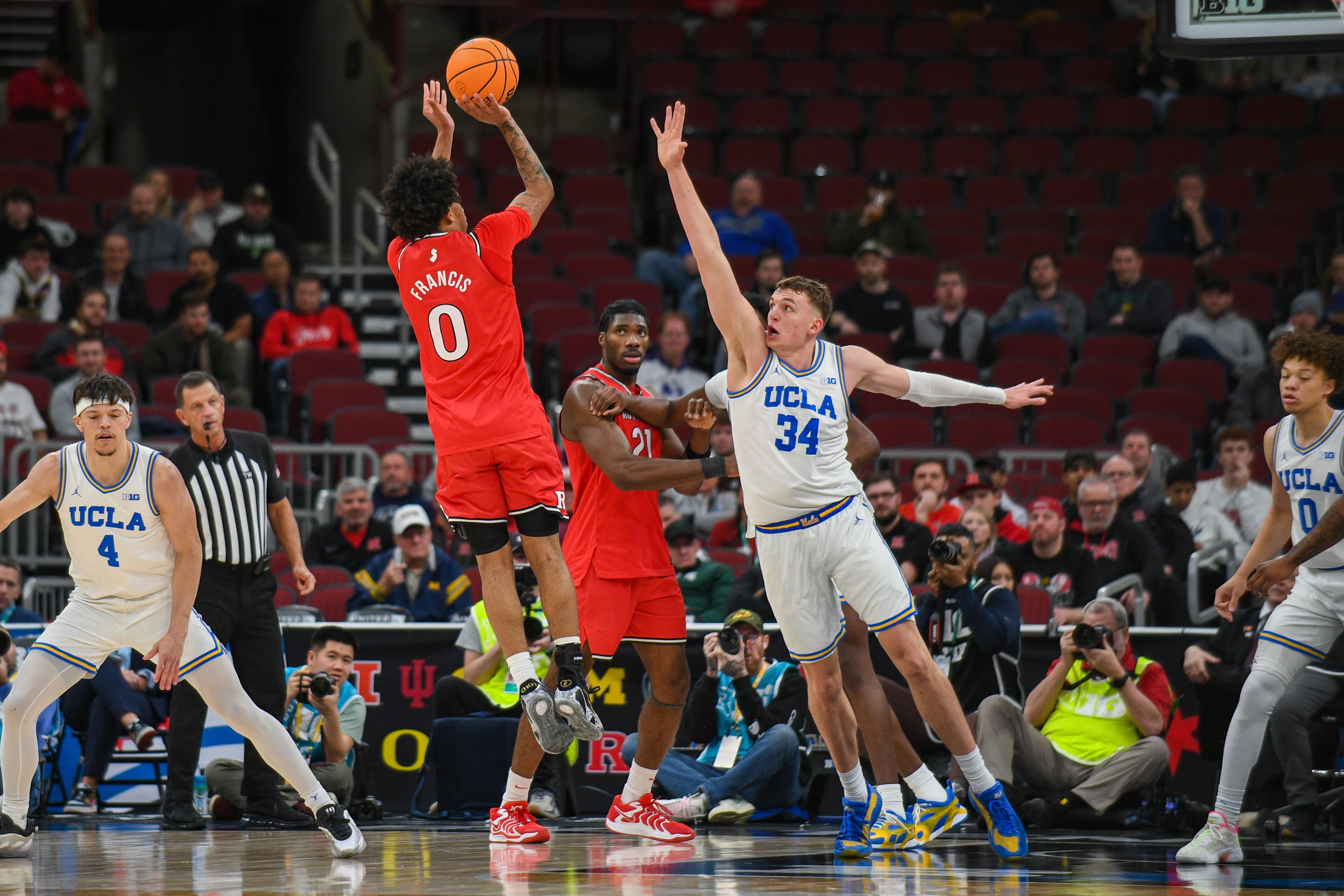 New Headline: Scarlet Knights Dominate Elite Division Final