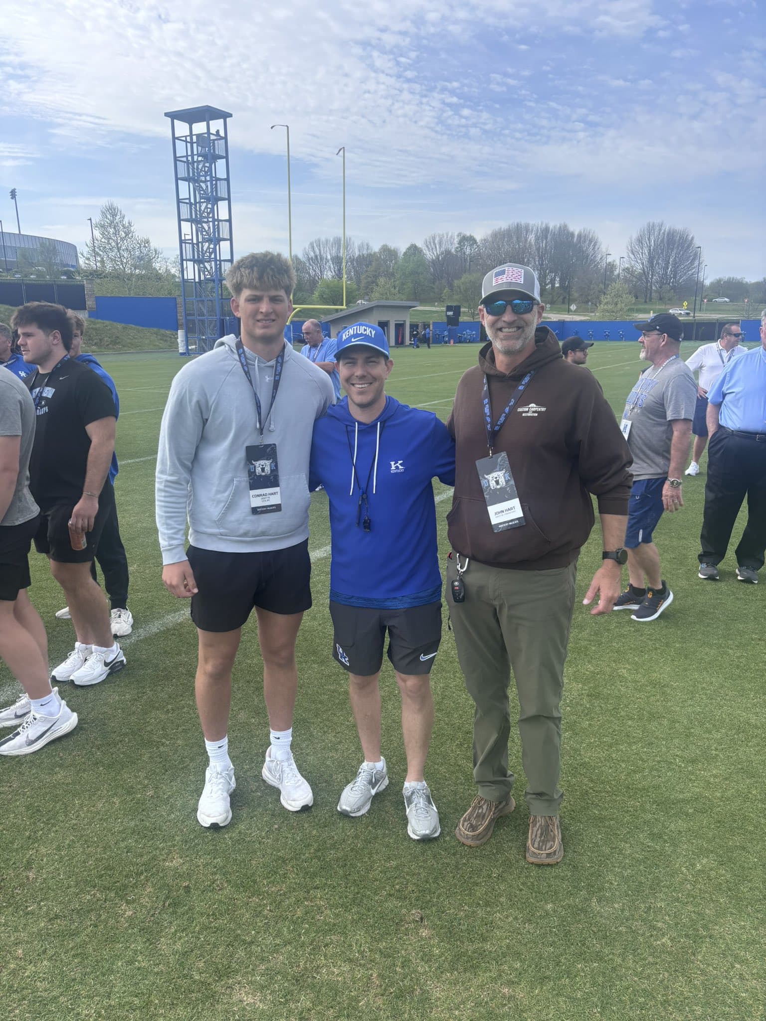 Kentucky football lands Lexington TE Conrad Hart