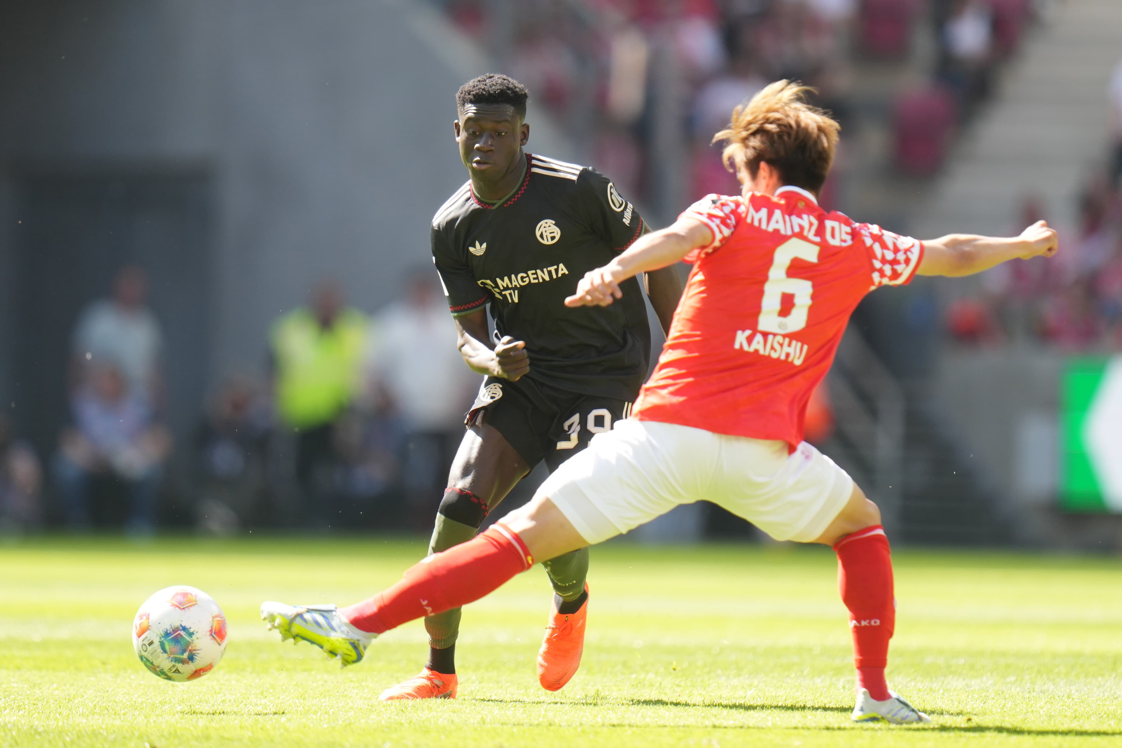 Bayern Munich boss Vincent Kompany impressed with Bara Sapoko Ndiaye