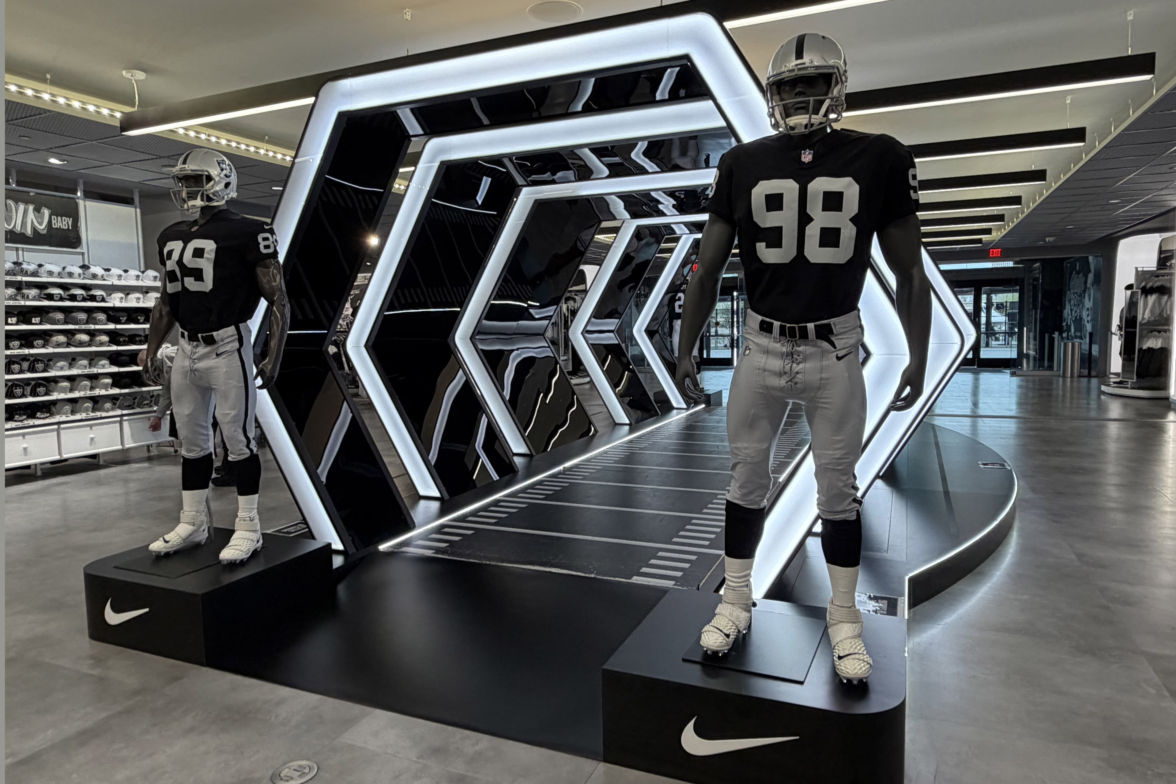 Raiders 7-round mock: How good can these guys be with Maxx Crosby on board?