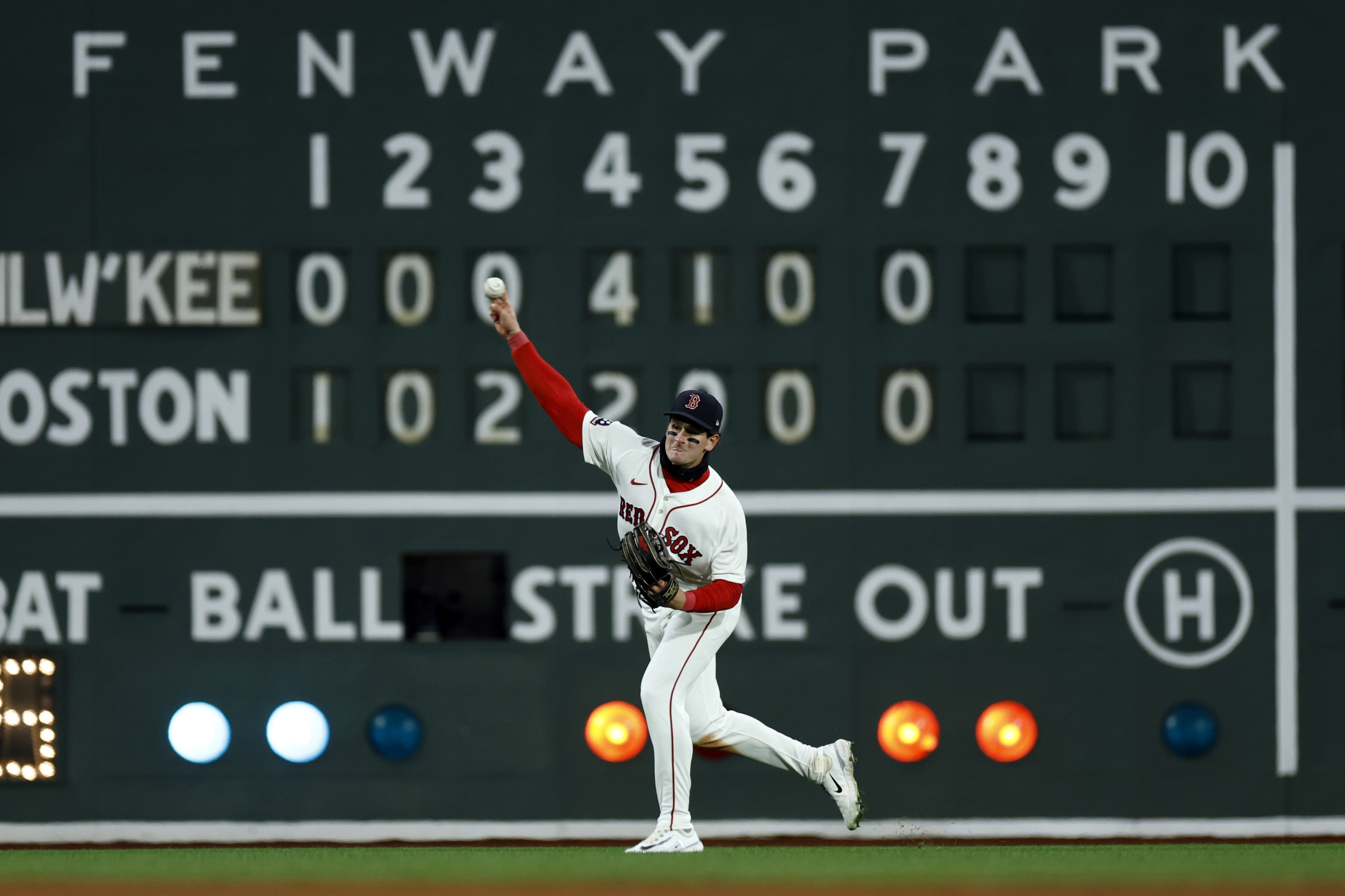 How concerned should the Red Sox be about Roman Anthony’s arm?