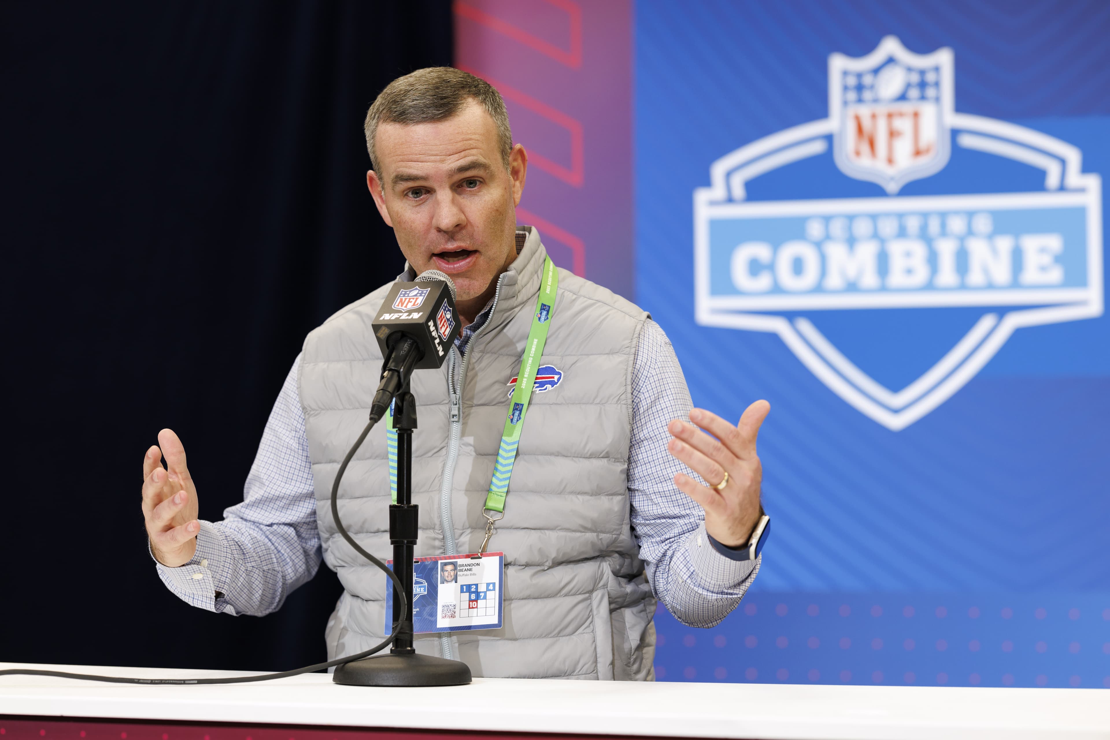 Time for Bills fans to give up any nose tackle, backup quarterback draft ideas