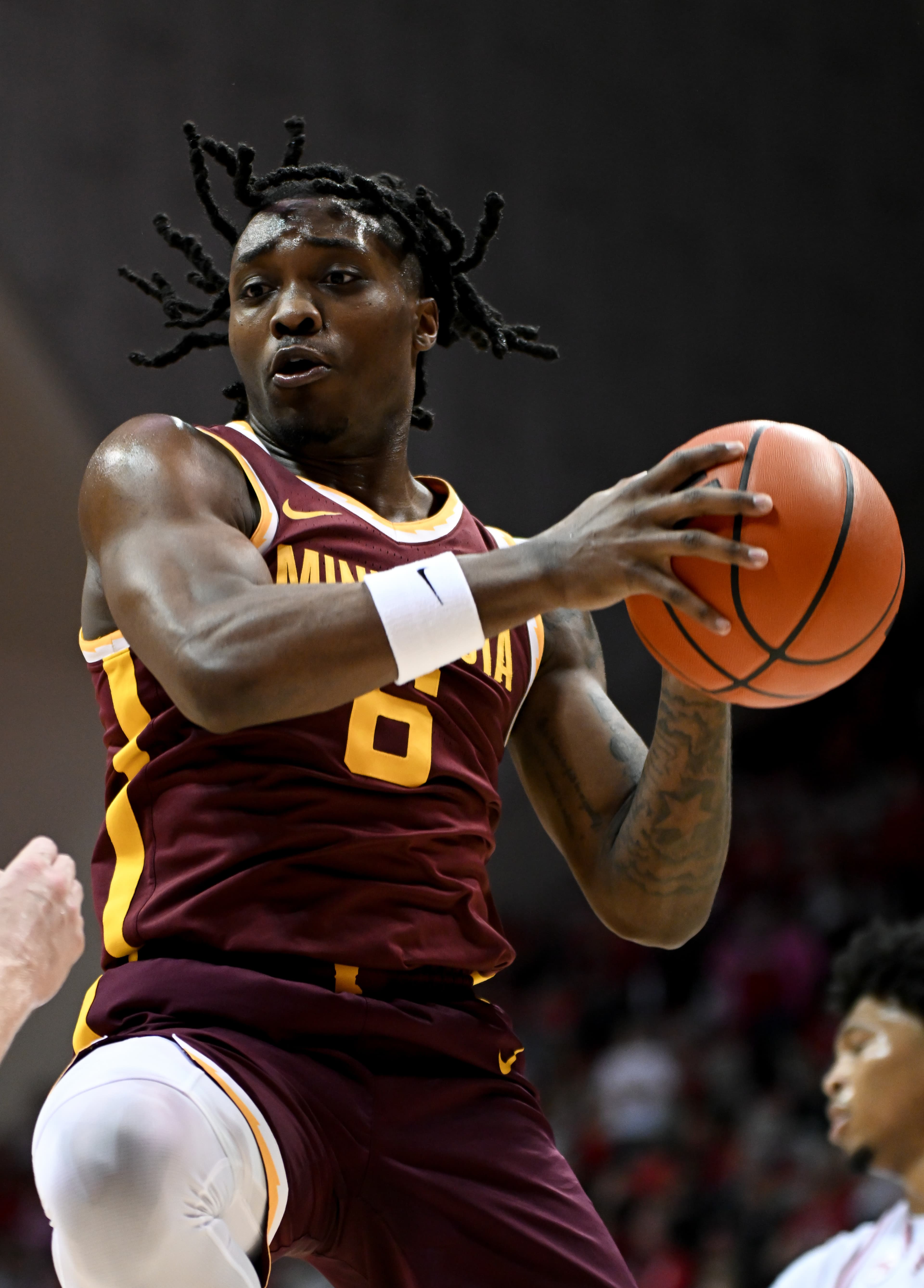 Baylor wins 67-48 in the Crown, ending Minnesota’s season