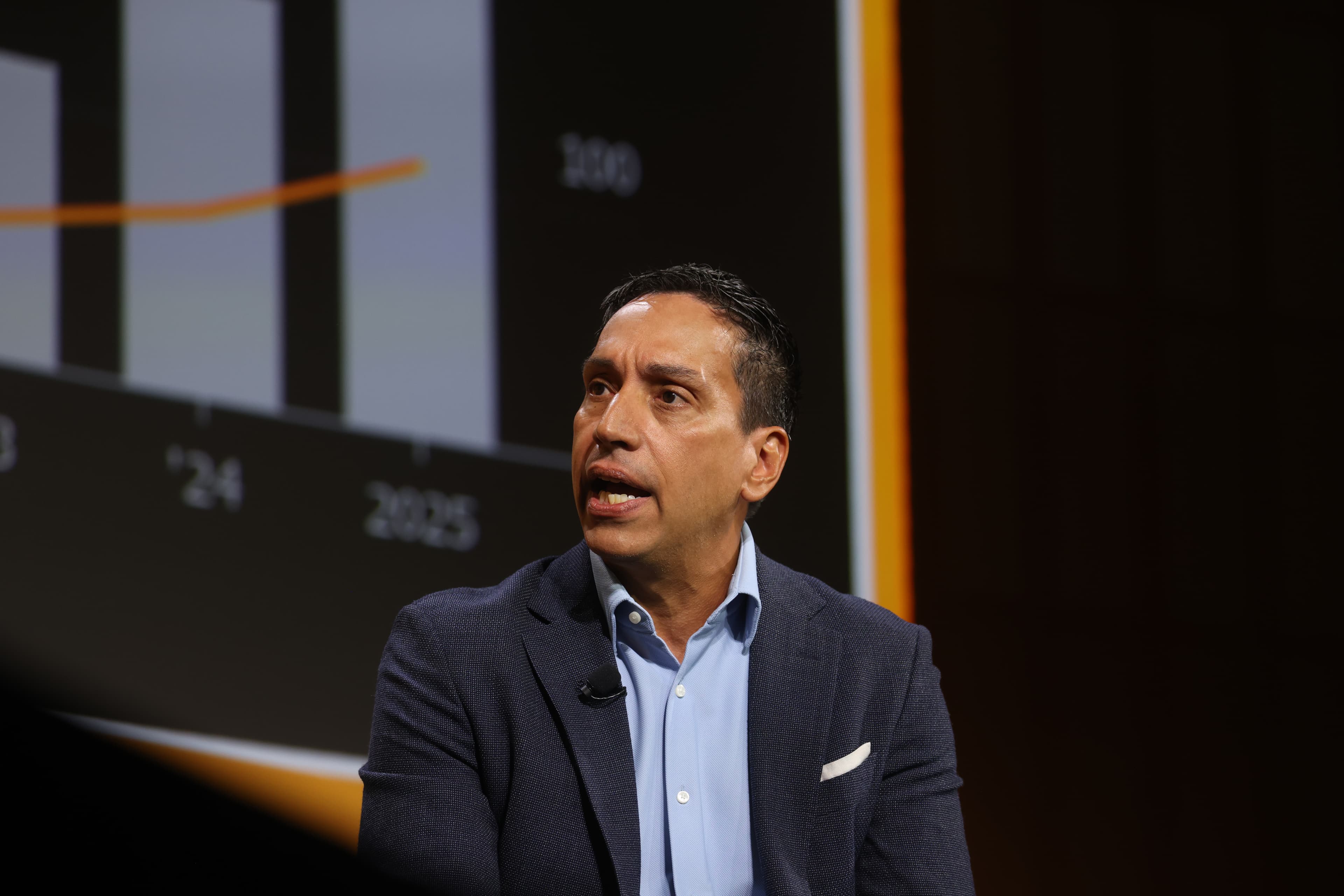 NL West report: $3.9 billion for Padres