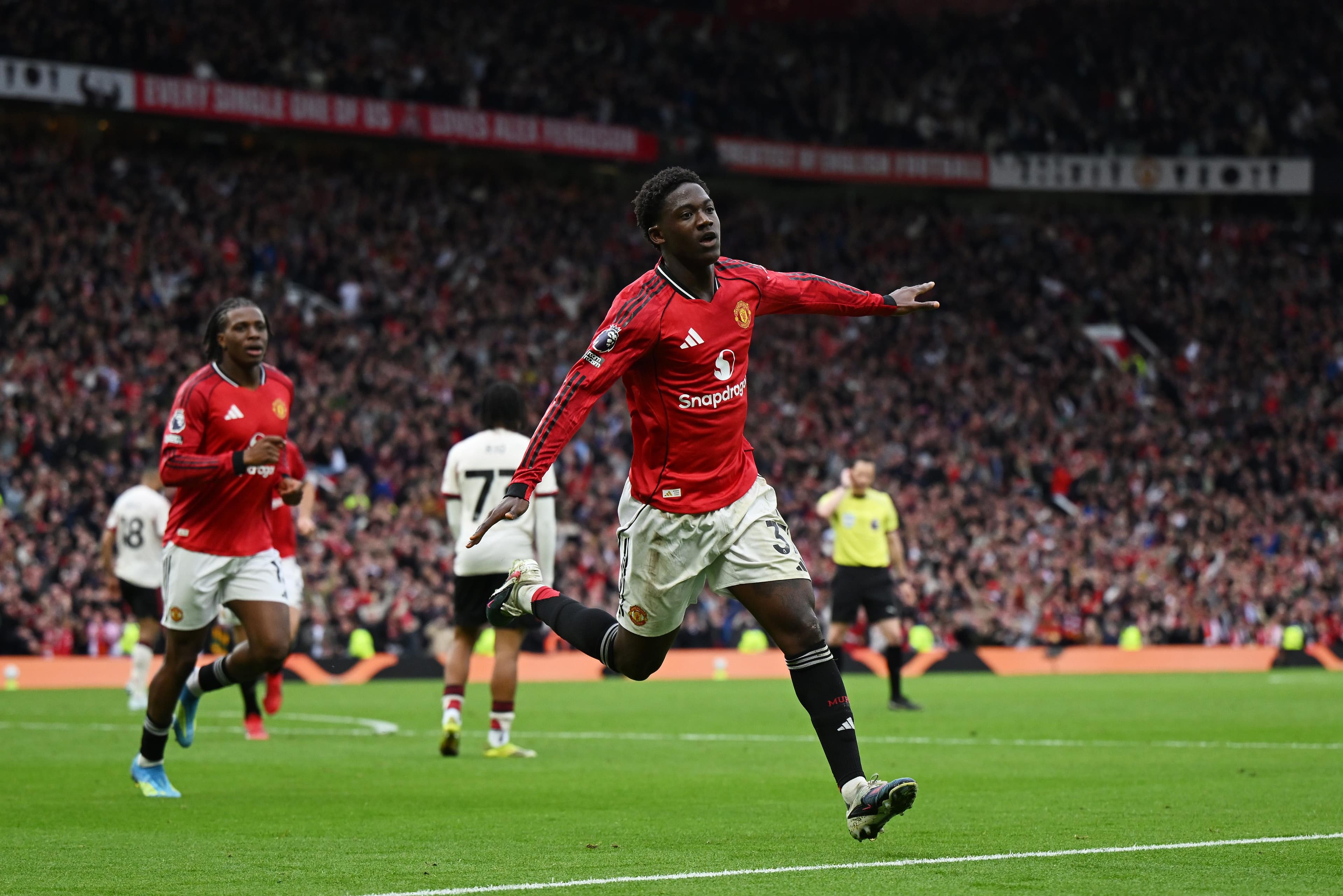 Tactical Analysis: Kobbie Mainoo is narrowing down his position