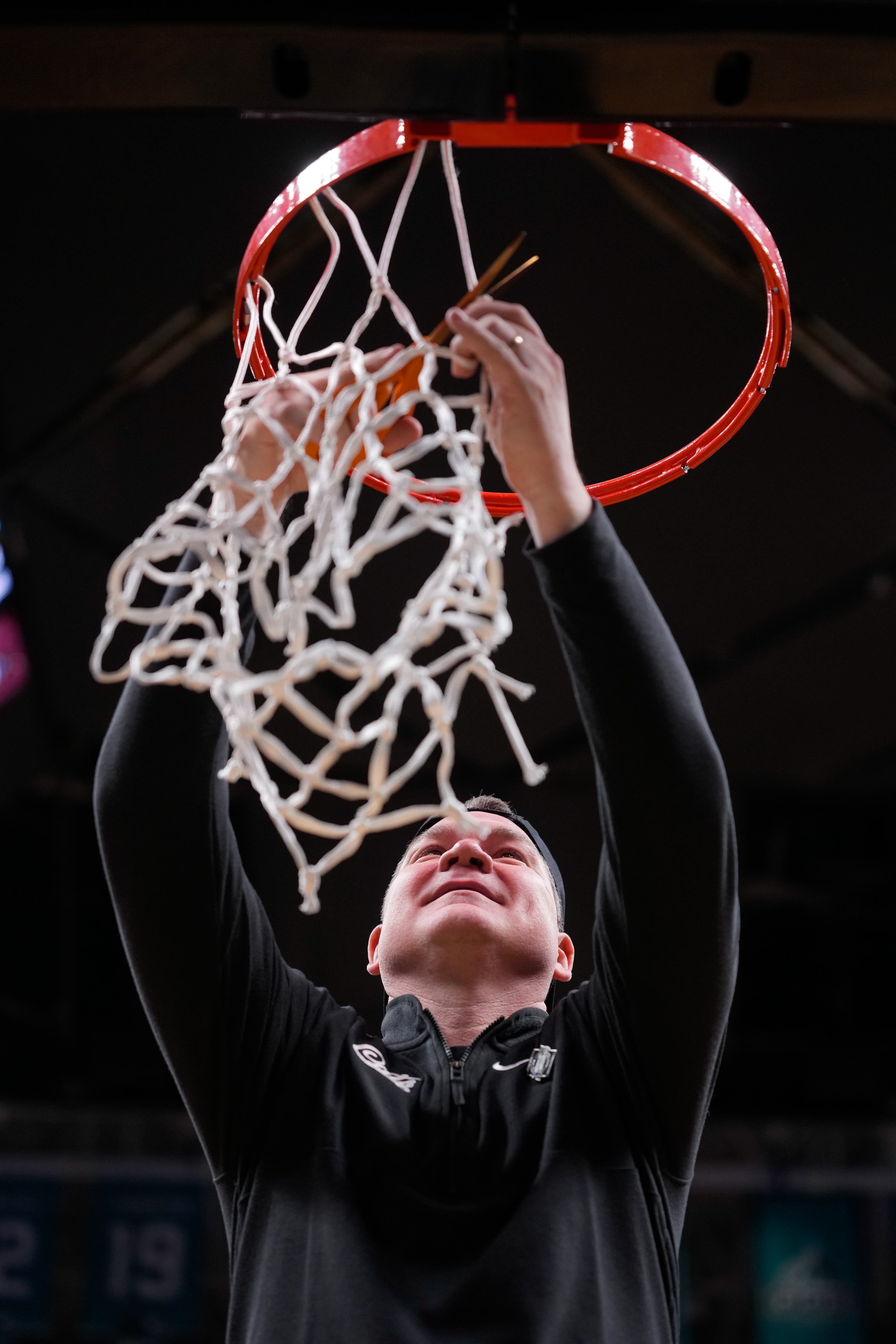 College basketball world reacts to Arizona advancing to Final Four
