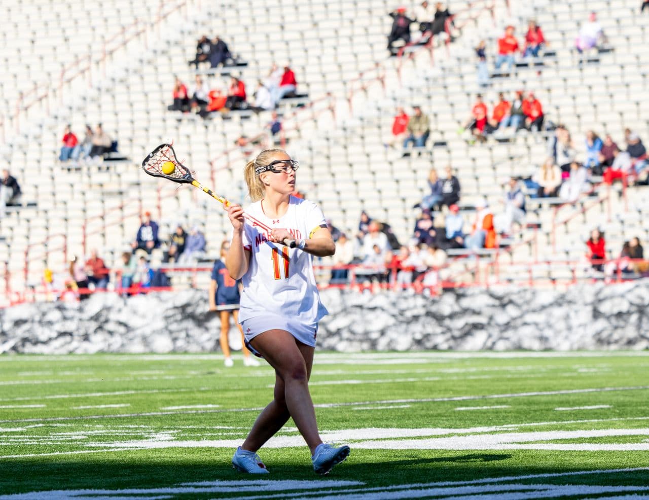 New Headline: Hounds Smash Ducks 15-7: Exciting Final Score!