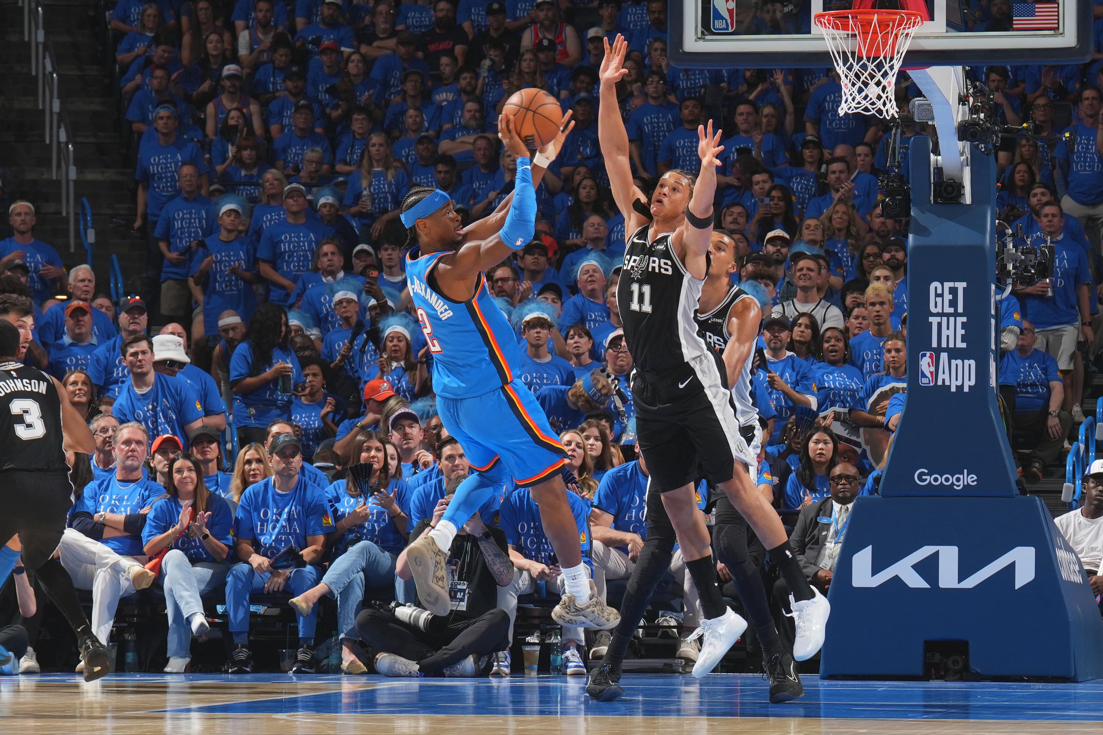 Carter Bryant helps Spurs steal Western Conference finals opener