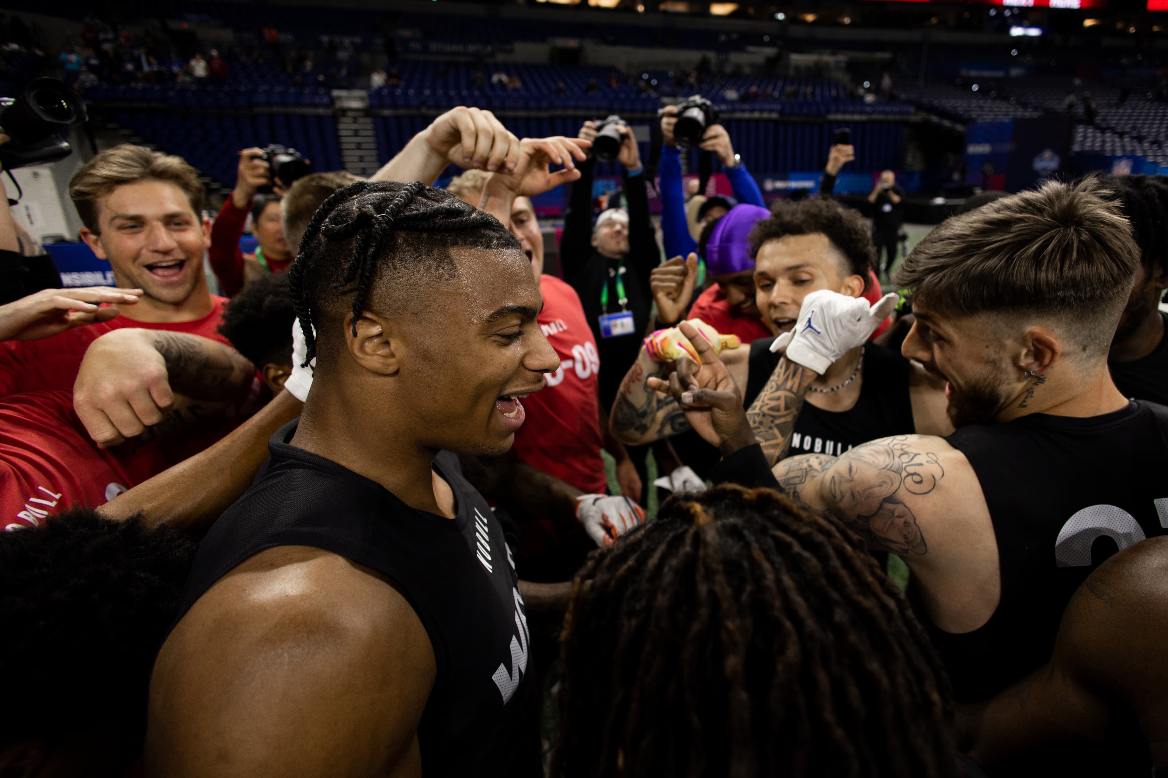 Browns NFL draft: Which is more likely between these 2 somewhat unlikely options?