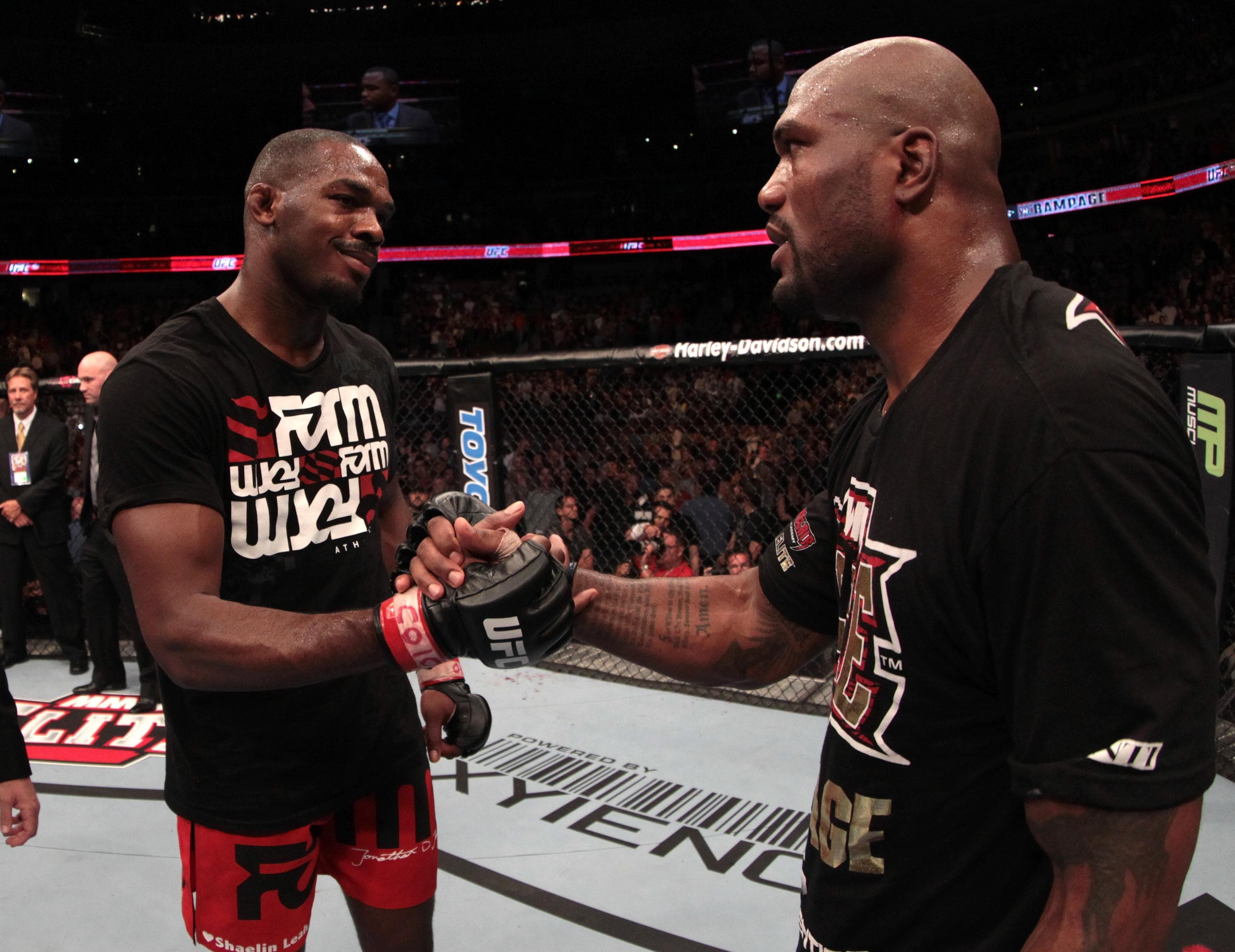 Midnight Mania! Jones Apologizes To Rampage For Eyes Pokes, Knee Stomps