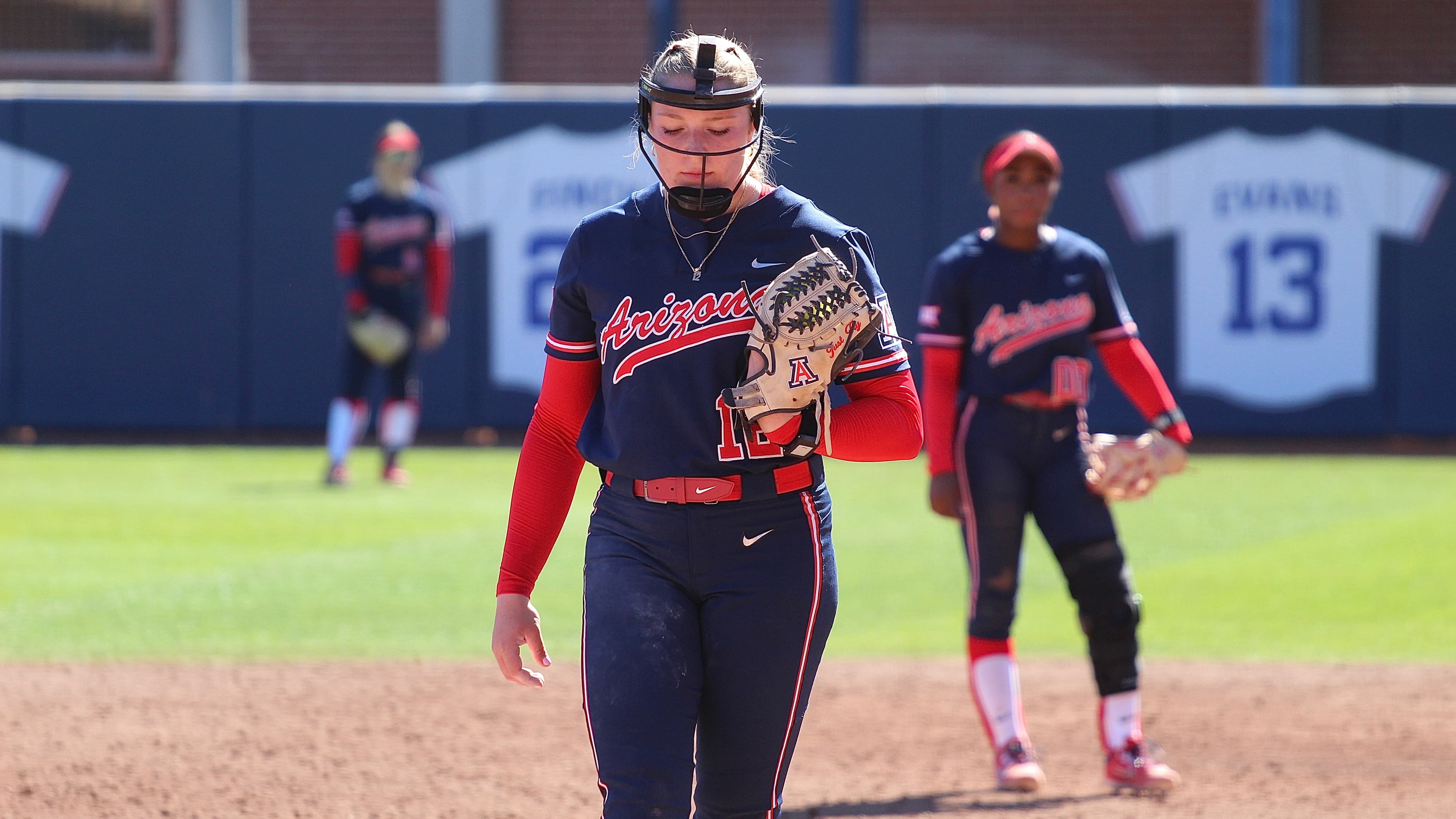 Arizona softball’s Jalen Adams, Sereniti Trice return to old stomping grounds in Iowa