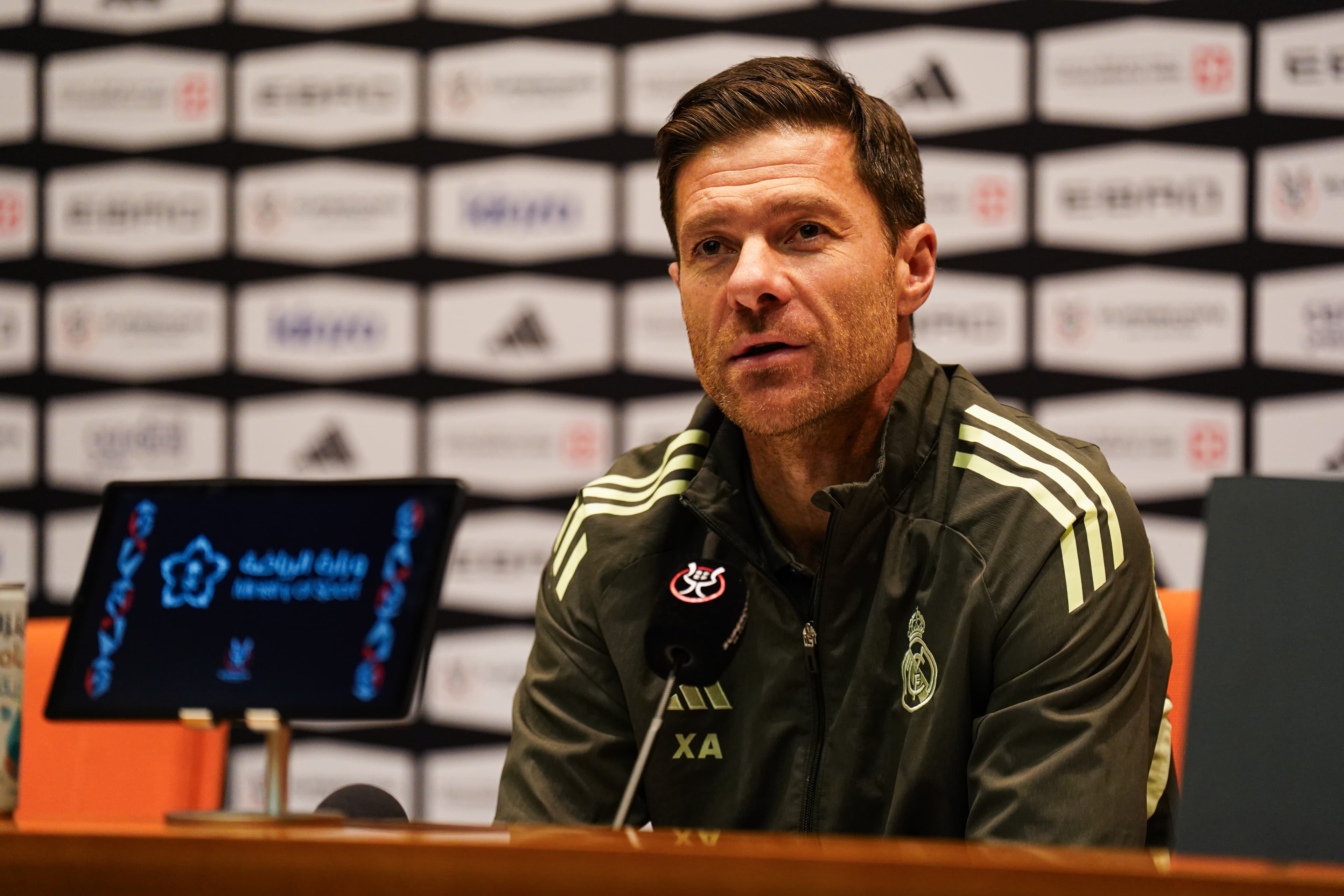 Former Bayern Munich midfielder Xabi Alonso reaches agreement to coach Chelsea
