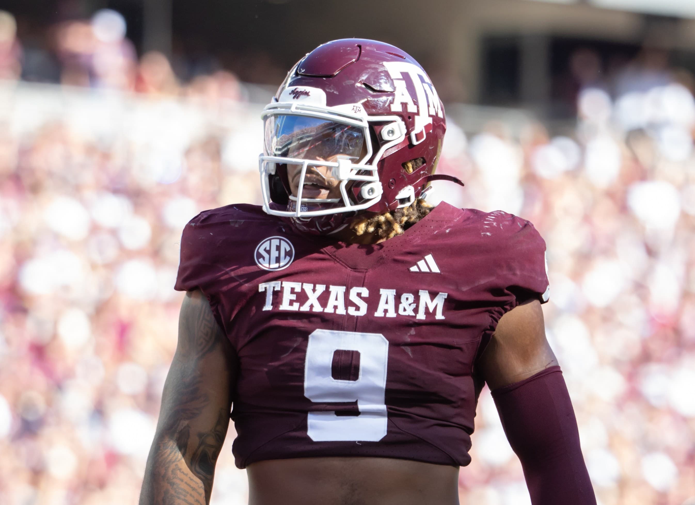 Latest Seahawks top-30 visits include star pass rushers Cassius Howell, Malachi Lawrence